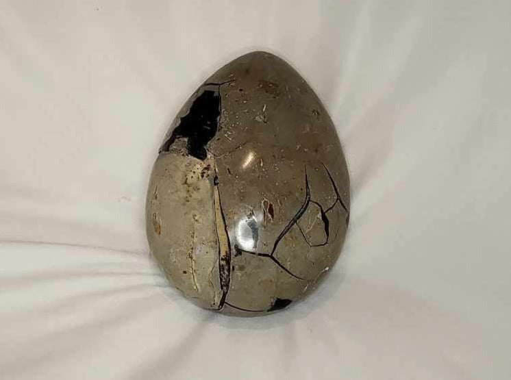 Drageæg Septarie Sort 1,3 kg