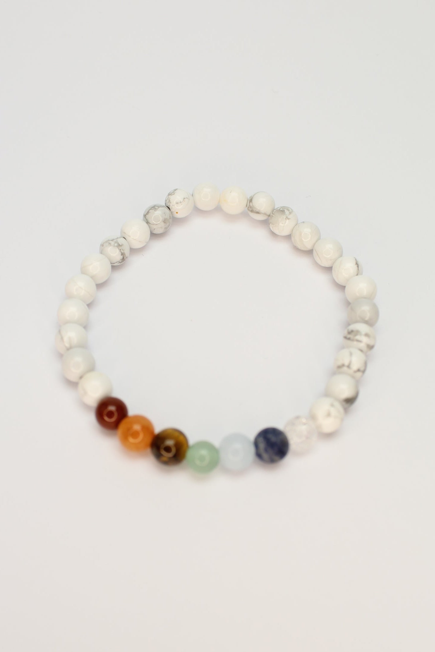 Chakra Armbånd - Hvid (Howlit) 6mm