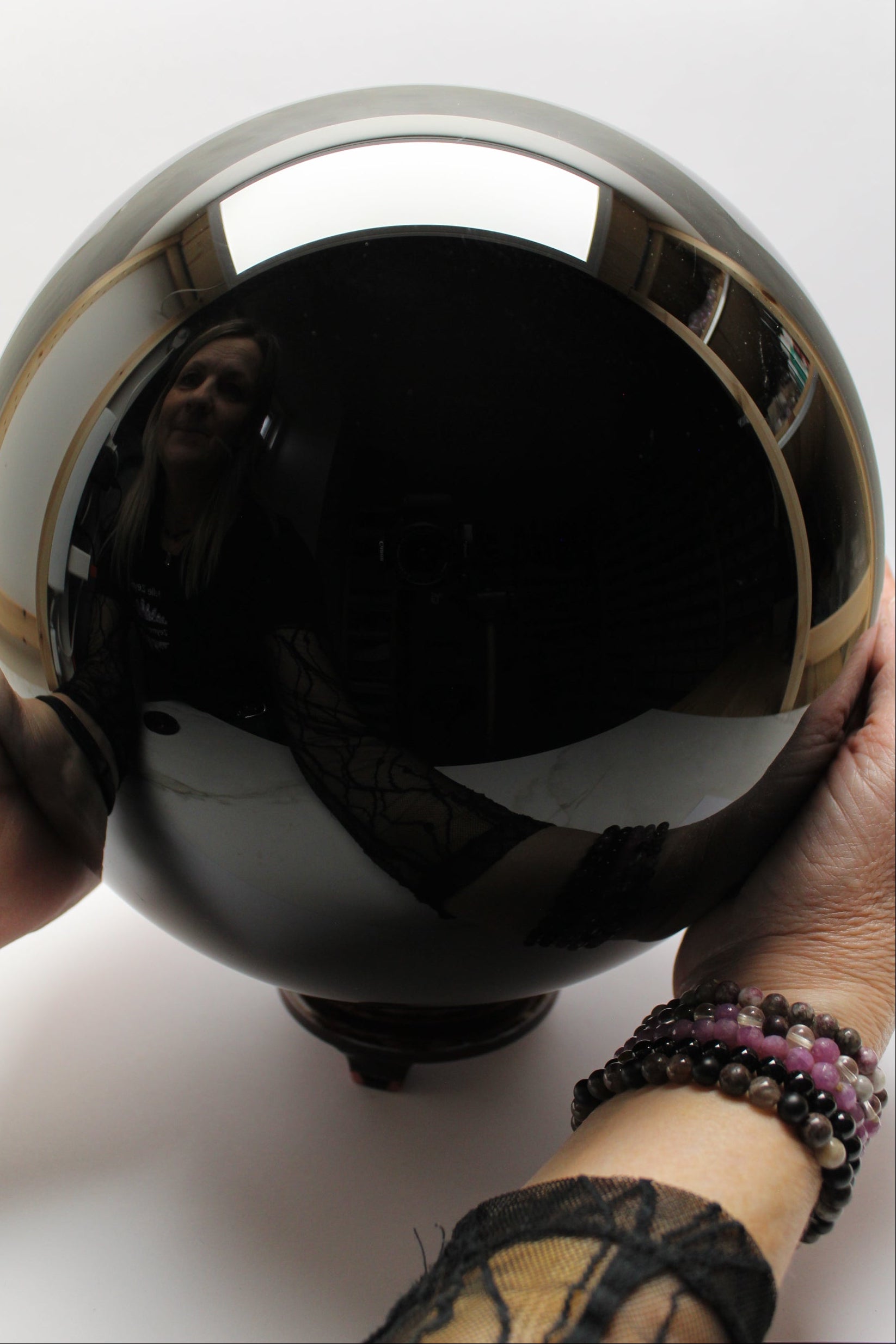 Sort Obsidian kugle - 17.5kg