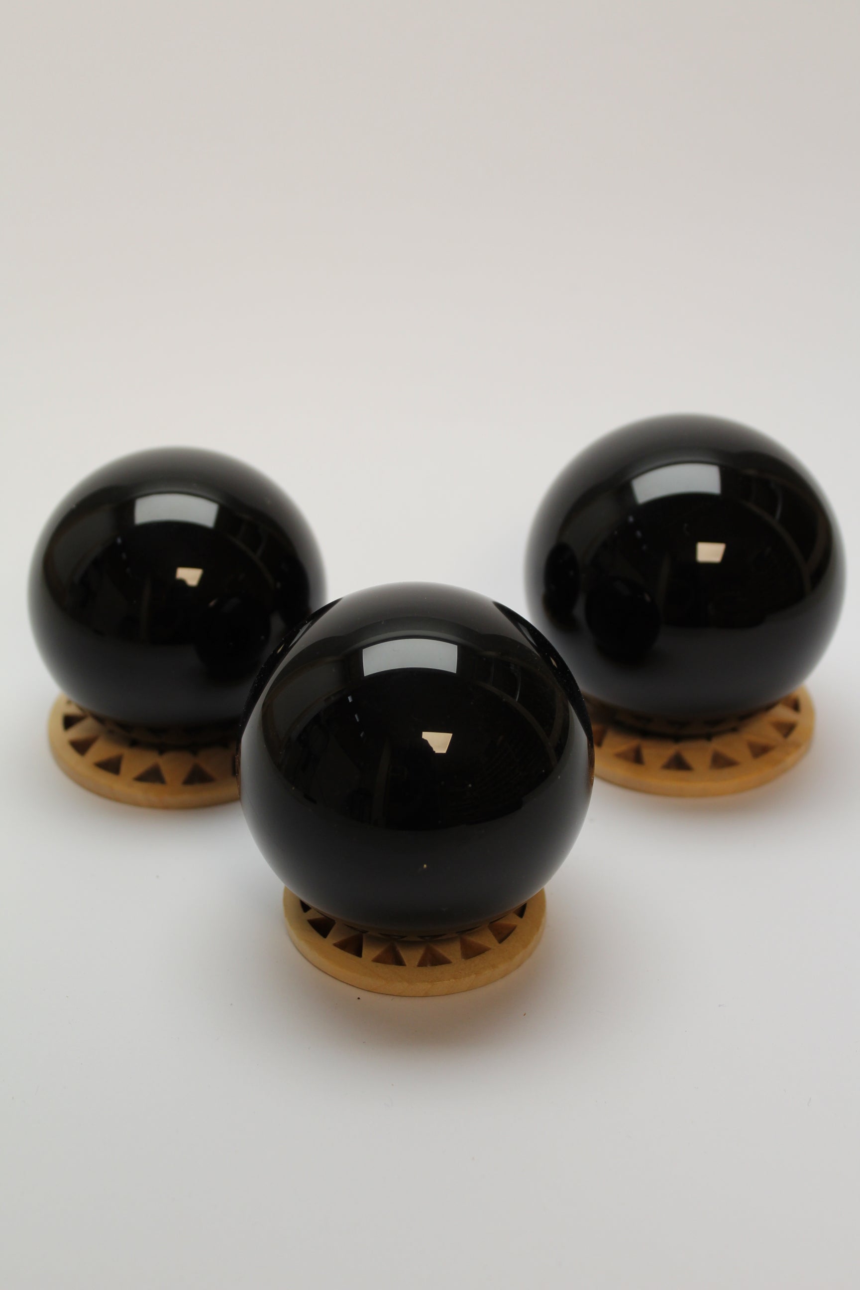 Sort Obsidian Kugler