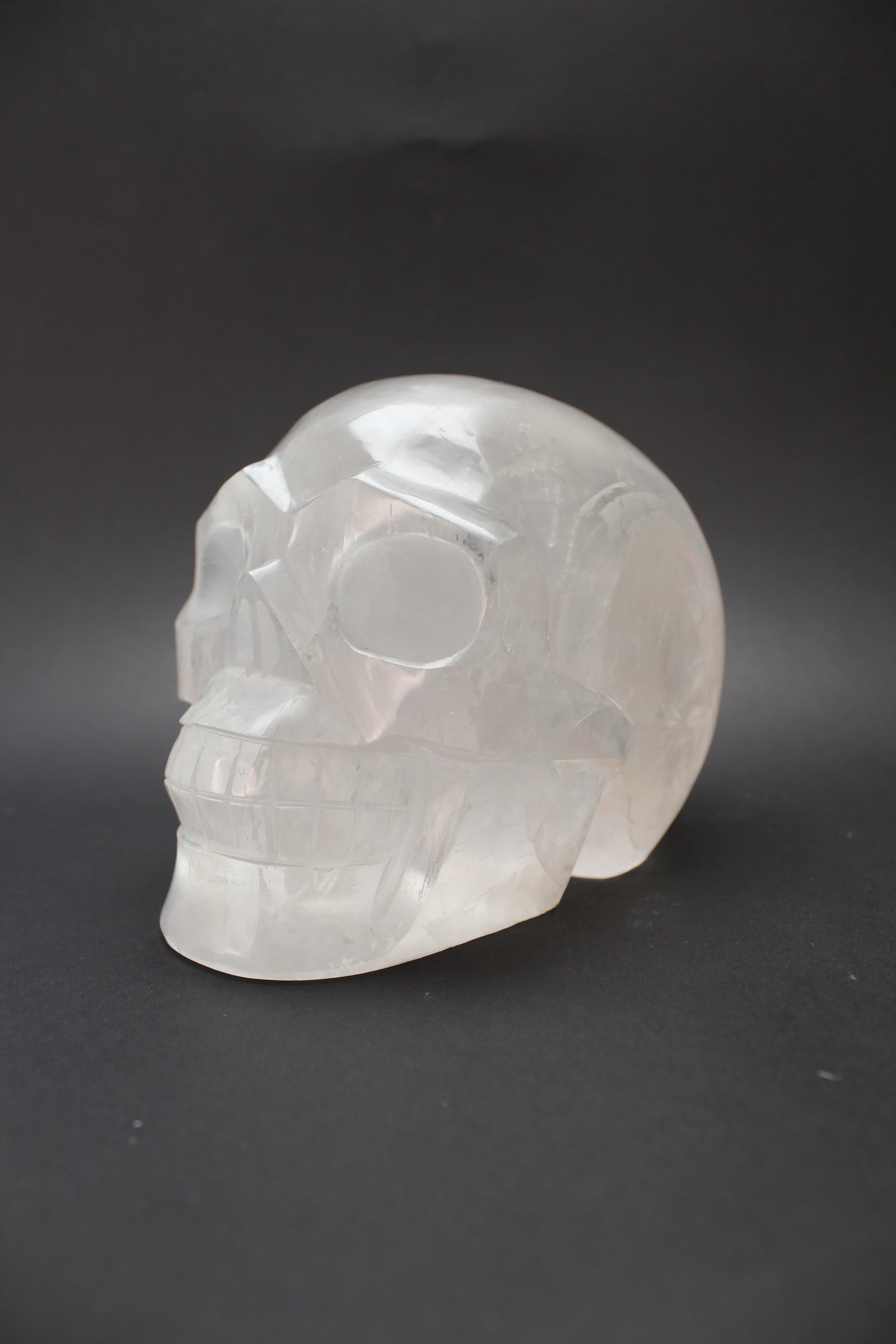 Selenit Kranie 1,9 kg UNIKA