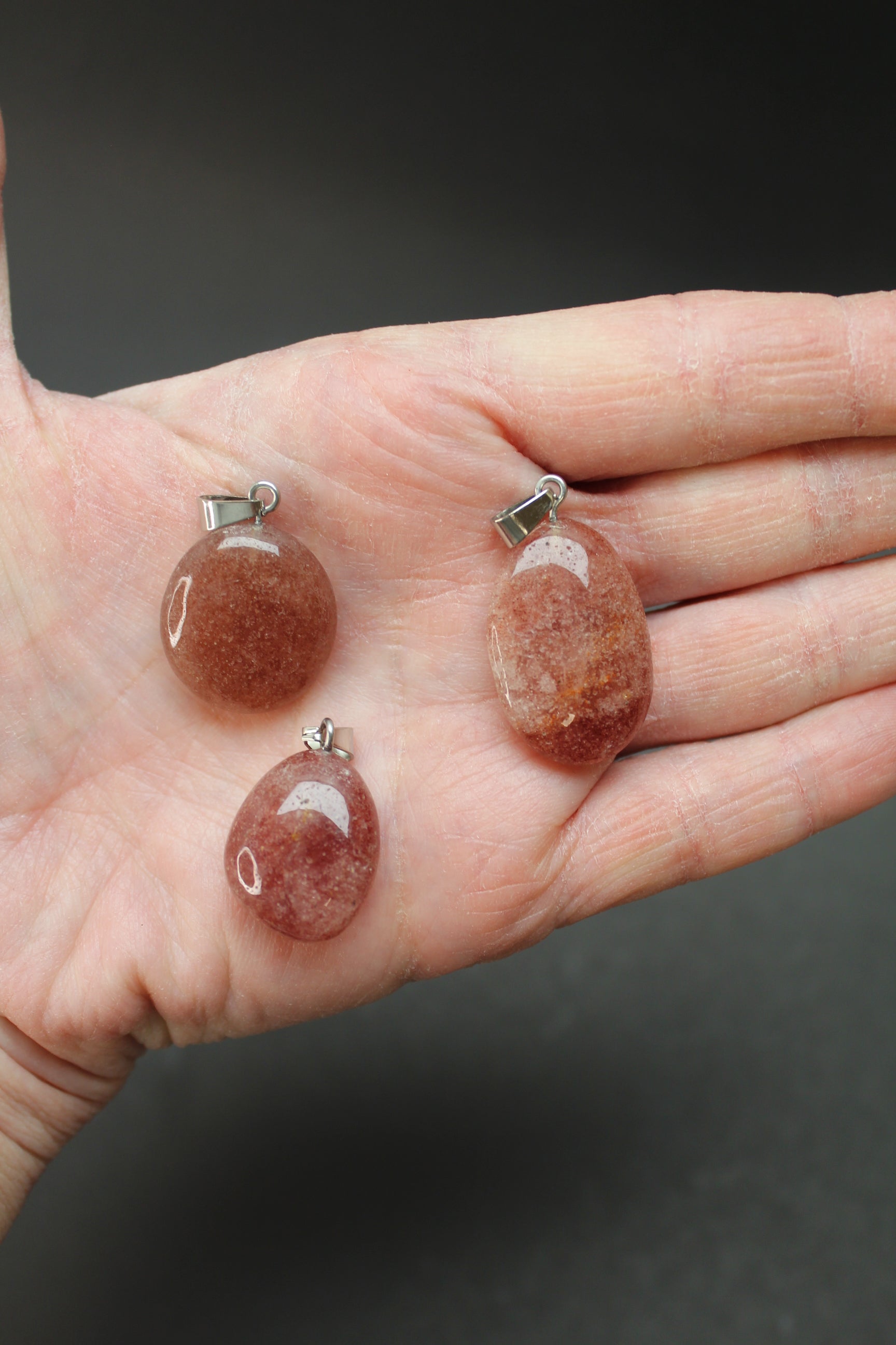 Vedhæng Jordbærkvarts