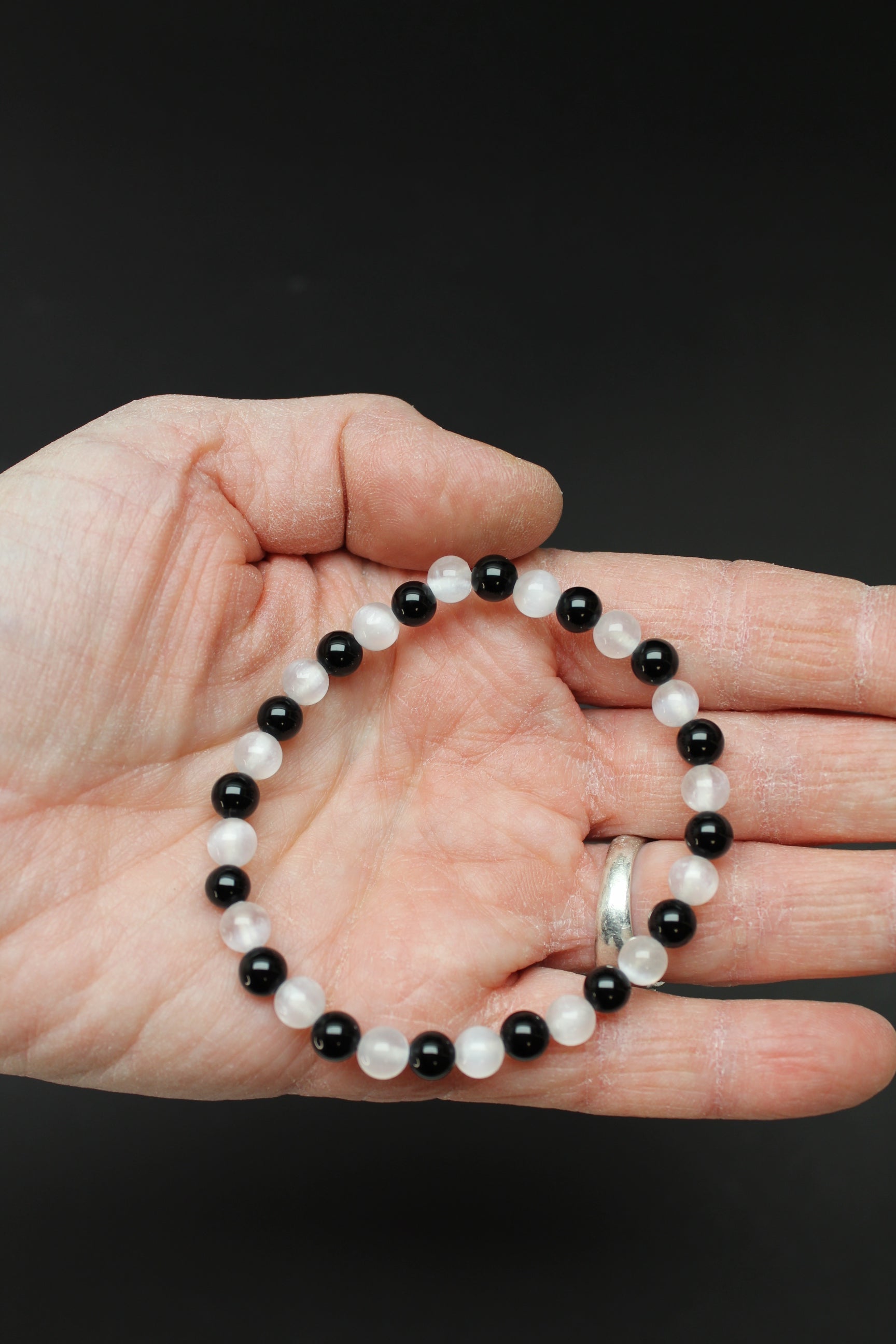 Selenit/Onyx - Spirituel Beskyttelse og Klarhed