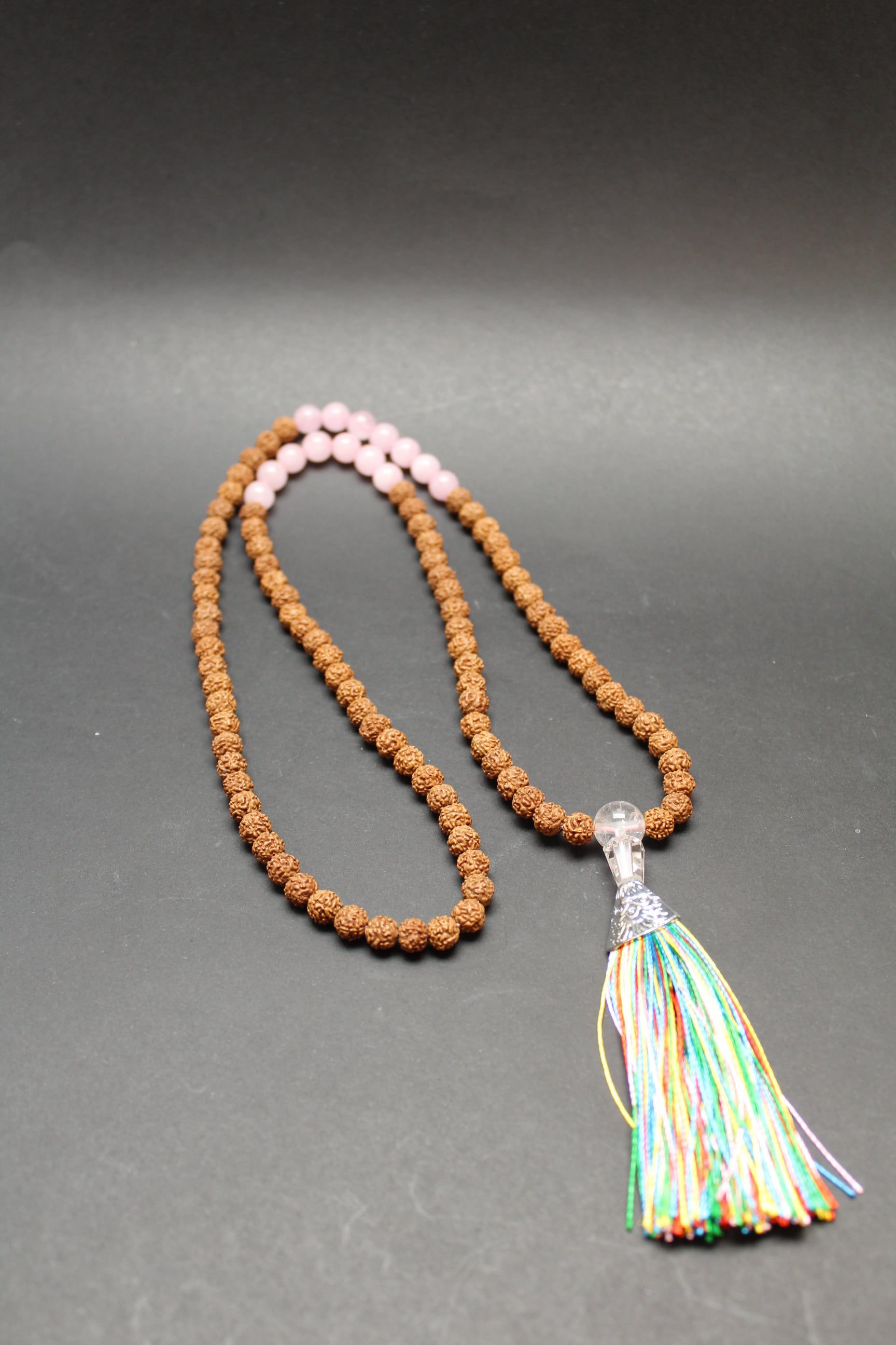 Mala Kæde - Rudraksha/Rosakvarts - Hjerte Chakra