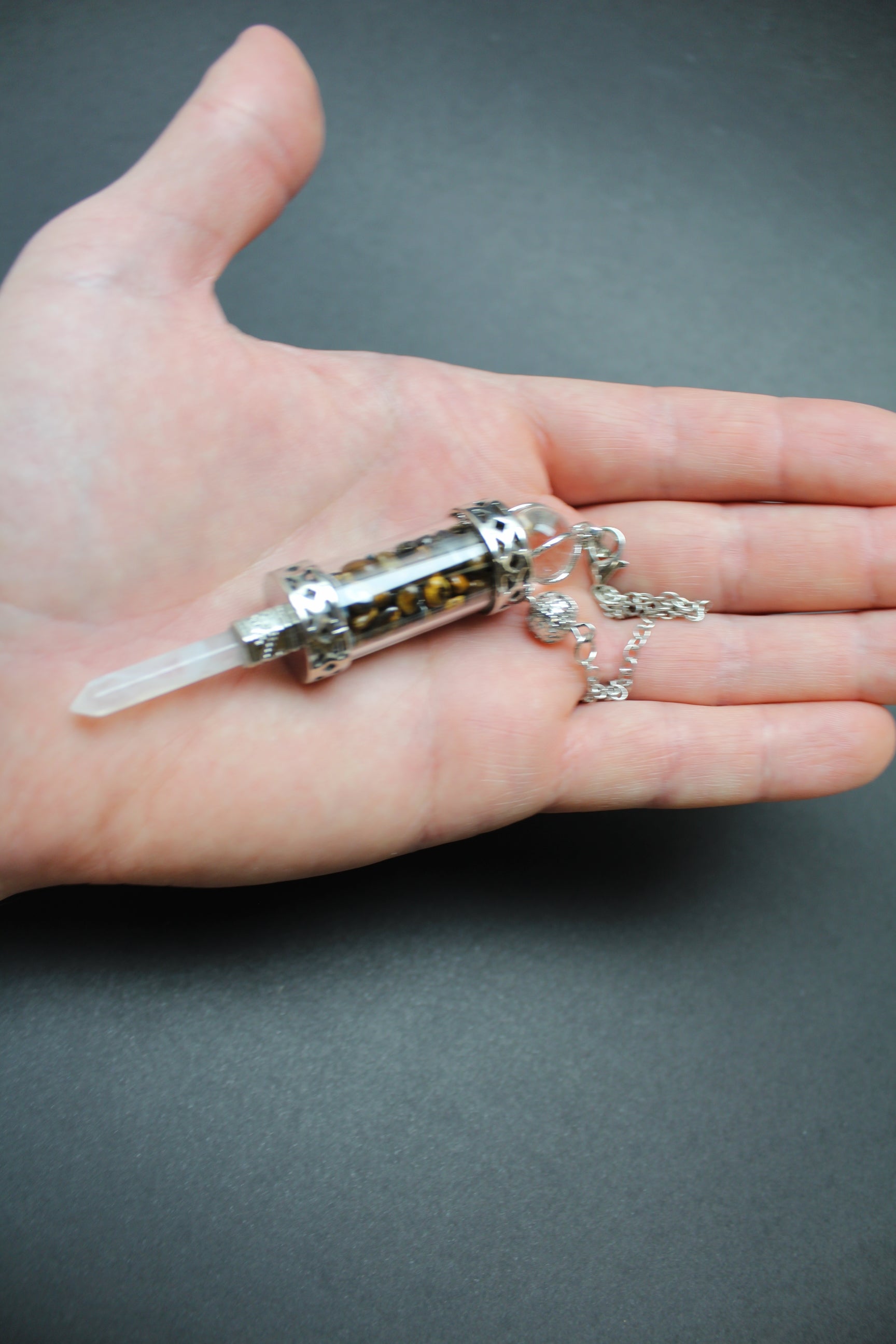 Pendul Tigerøje/Bjergkrystal