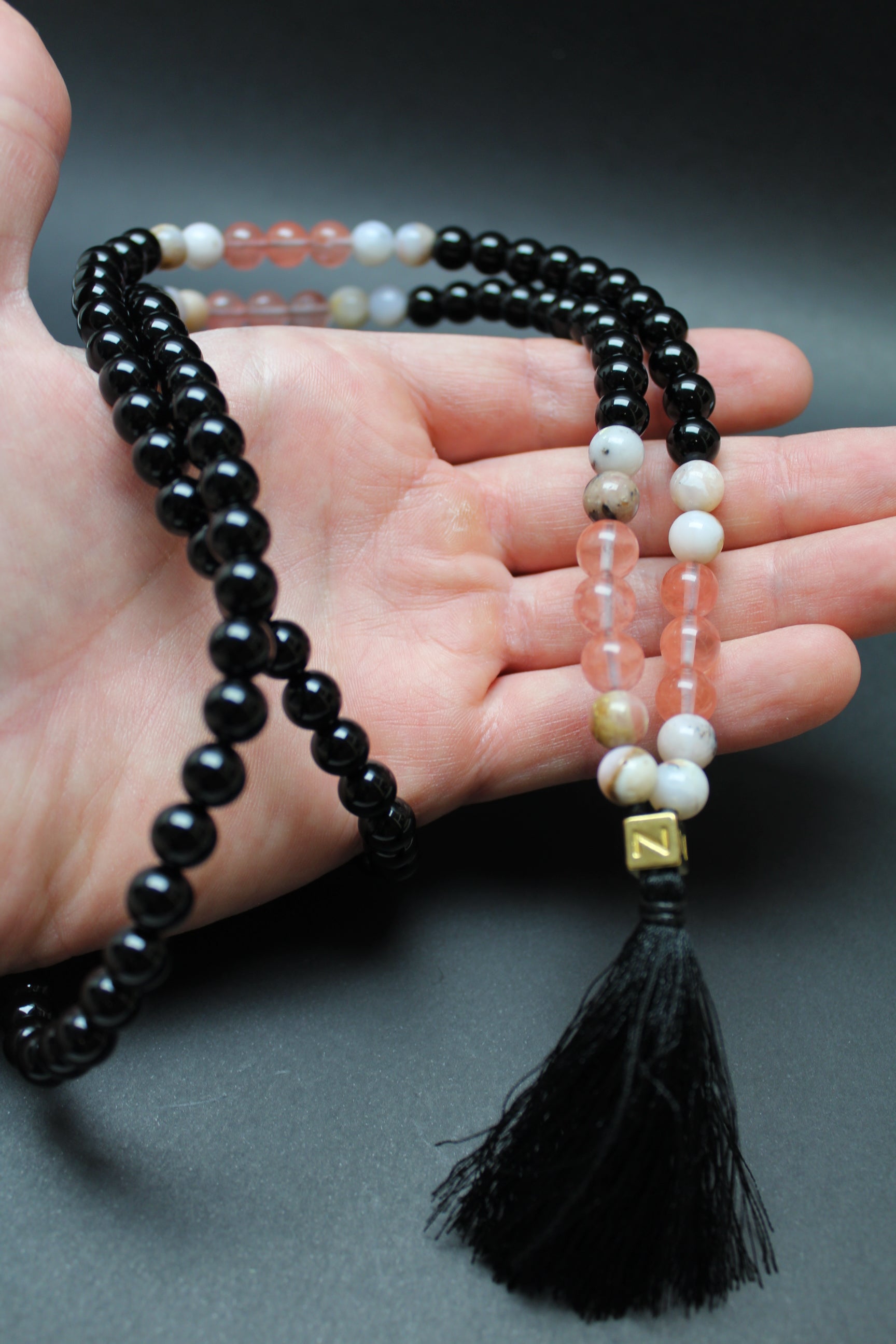 Mala Kæde – Pink Opal, Cherry Kvarts & Onyx – Hjertechakra