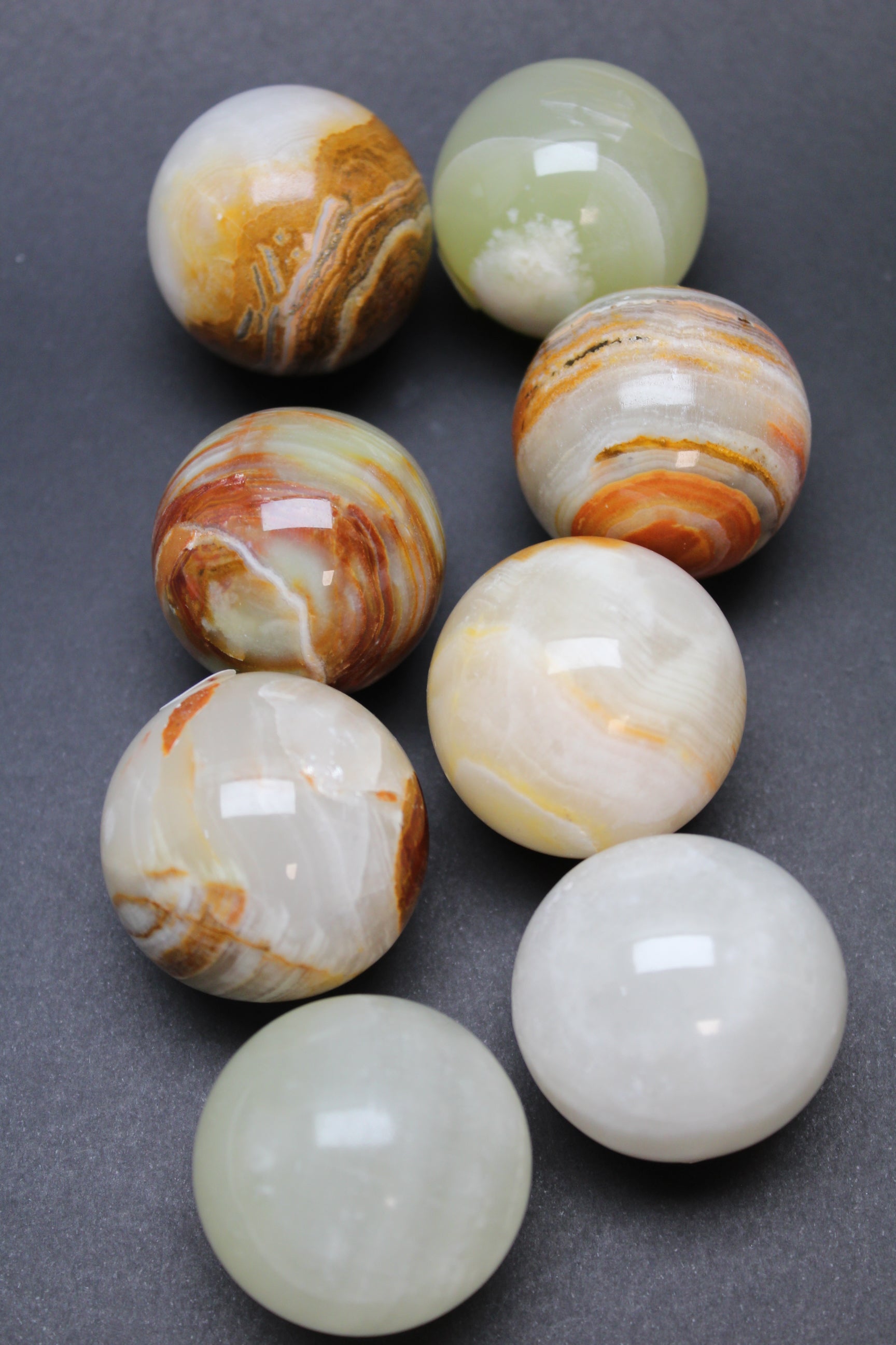 Onyx Marmor Kugler