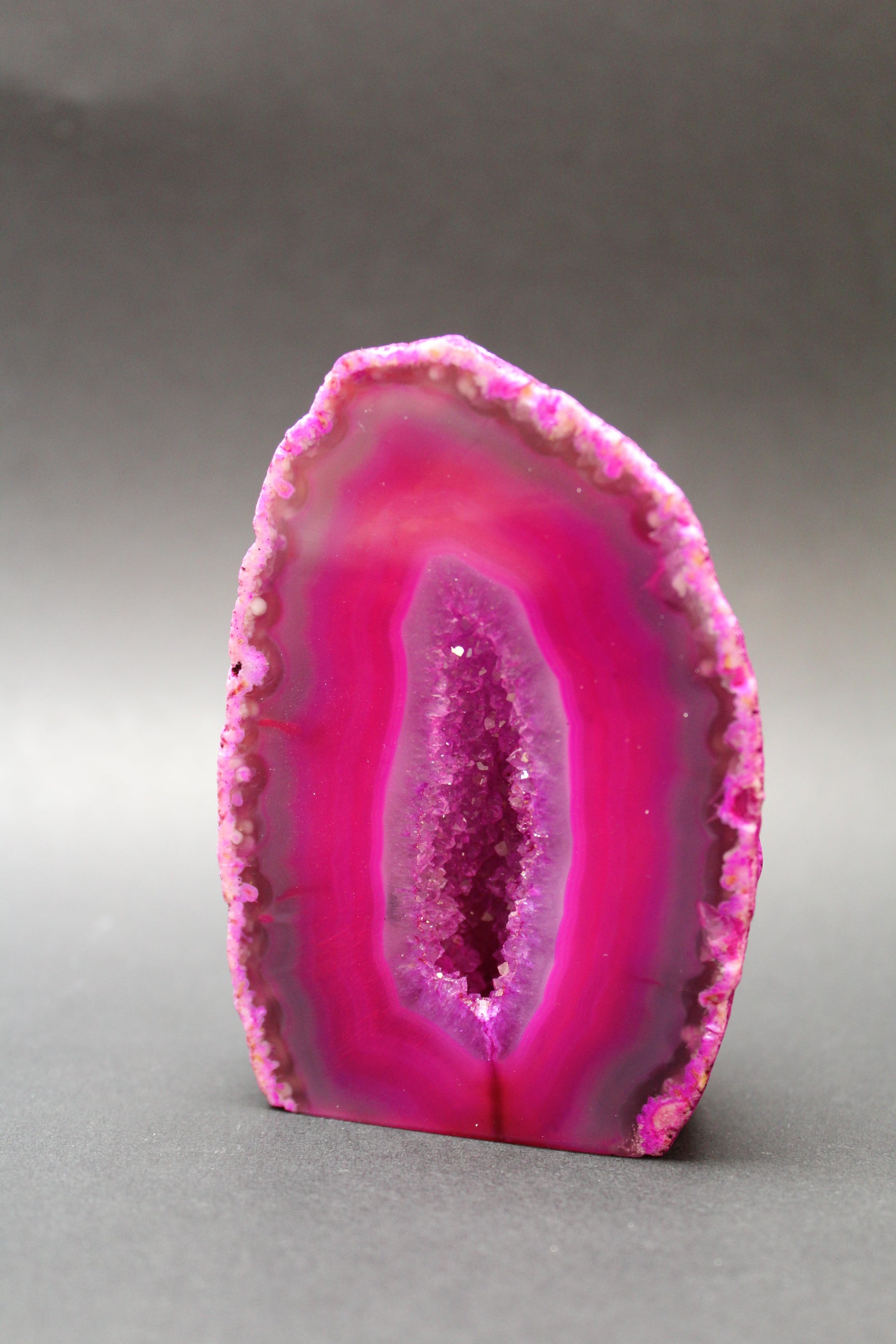 Pink Agat Grotte Nr. 2