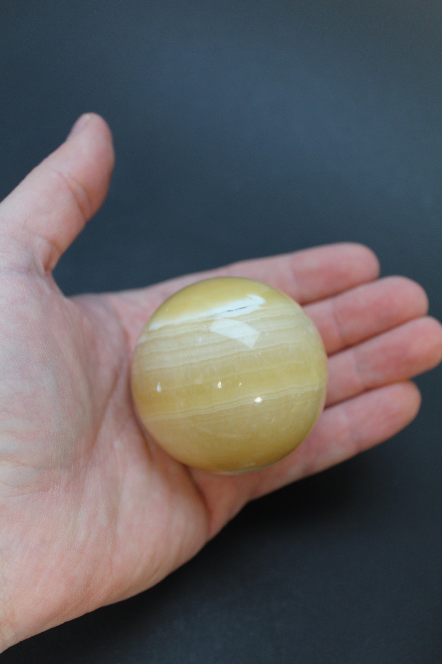 Orange Calcit Kugle - Nr. 4