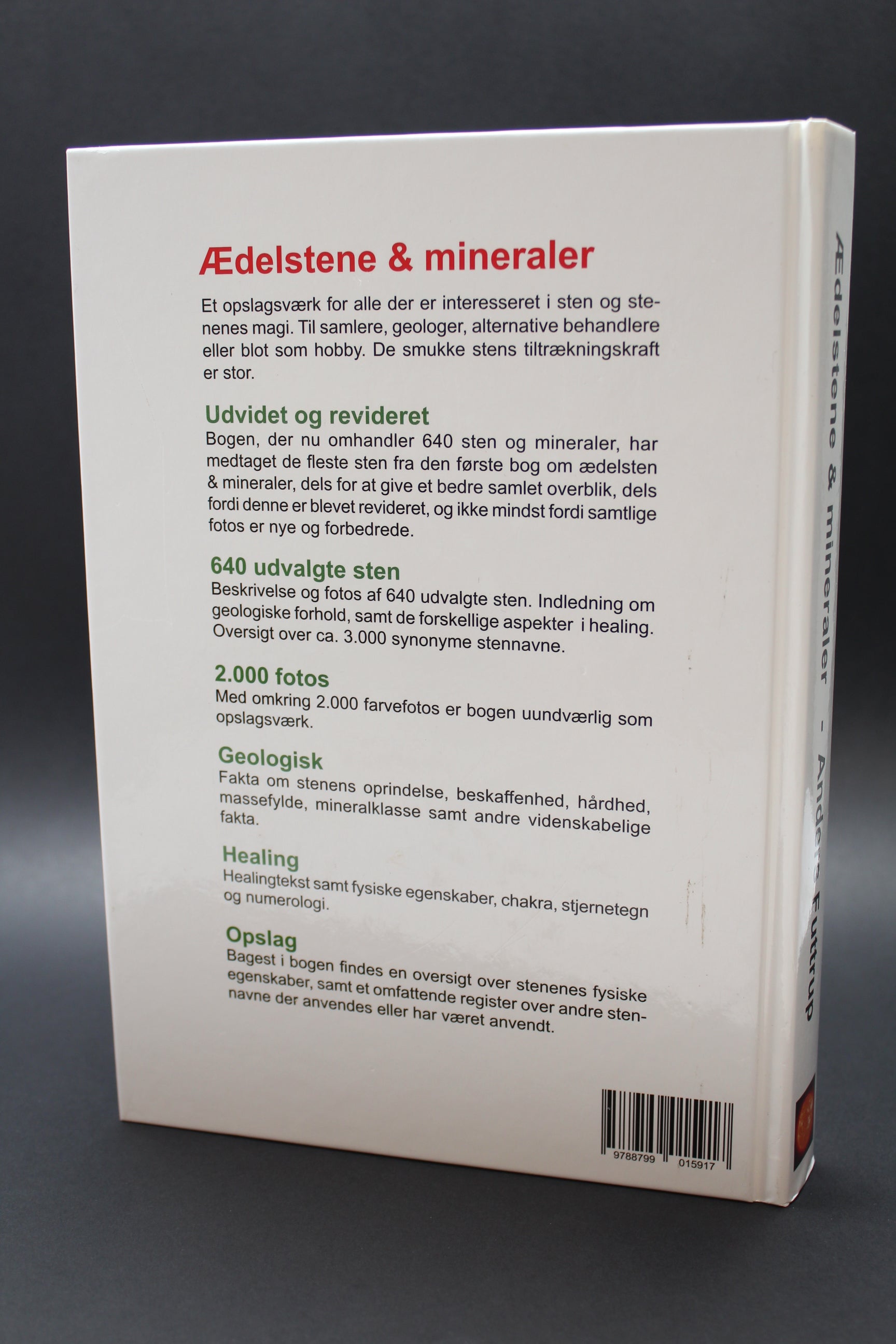 Bog - Ædelstene & Mineraler II