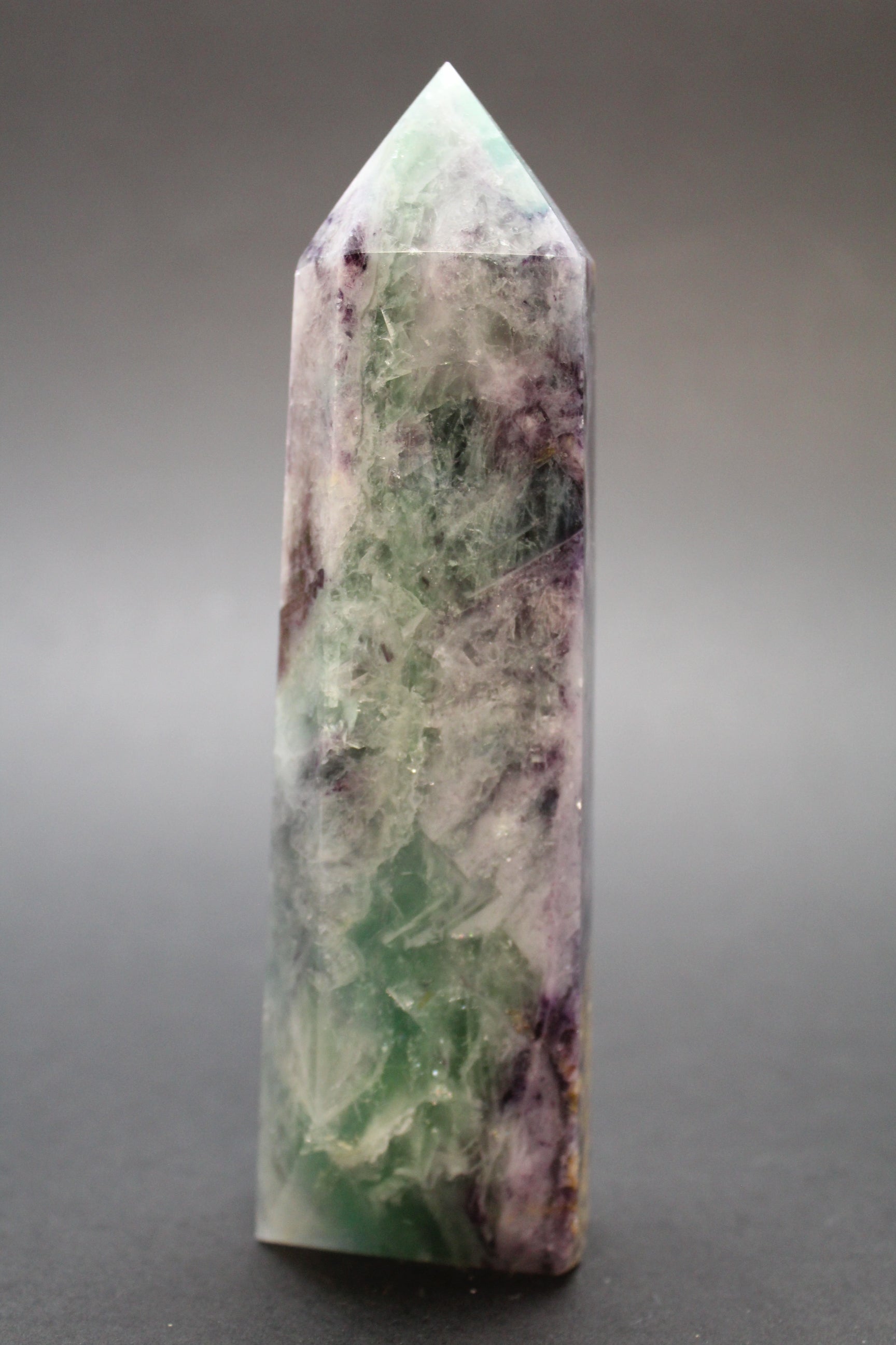 Fluorit Tårn - 15cm - 395g (Nr.3)