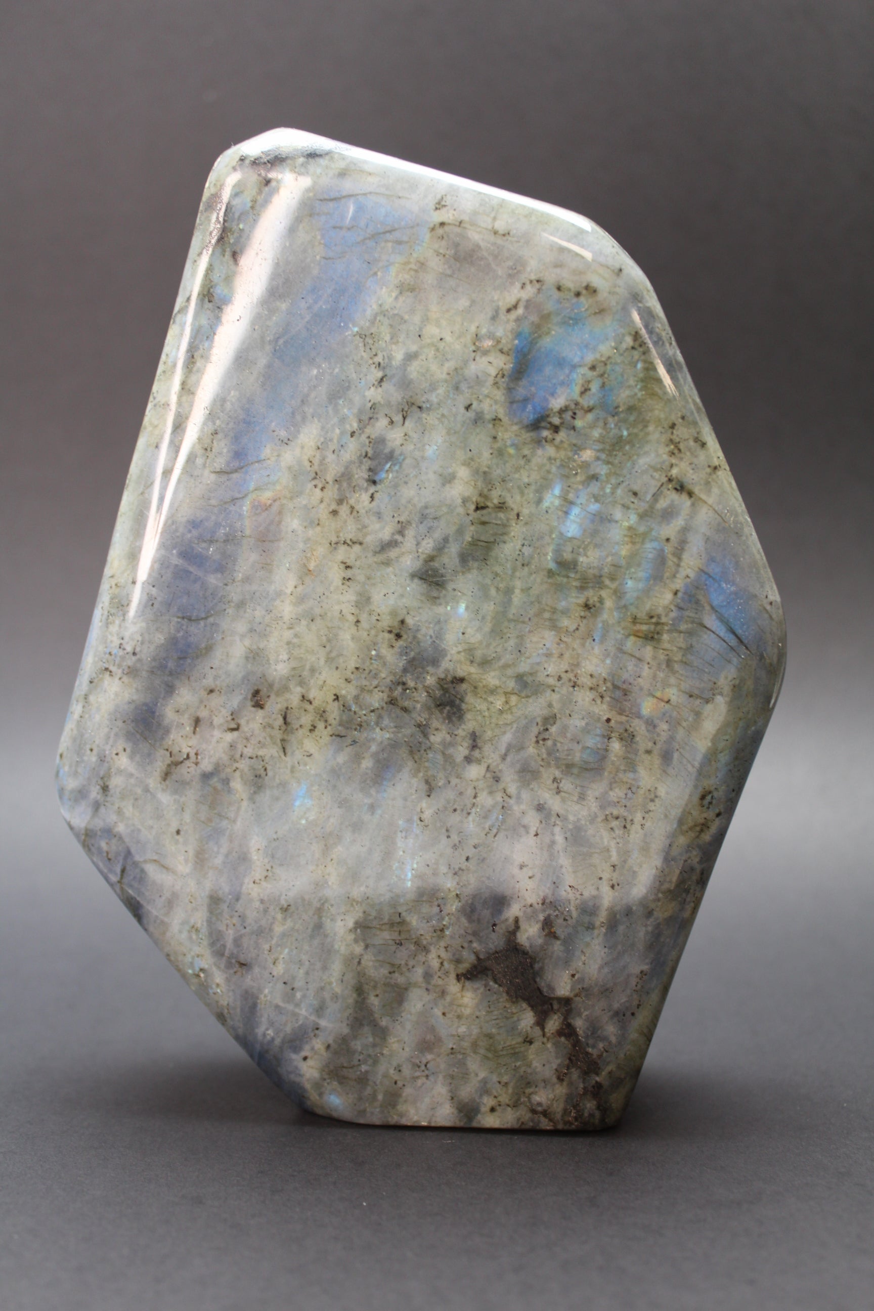 Labradorit Freeform – Ekstra Blå Kvalitet - 18 cm / 1,6 kg