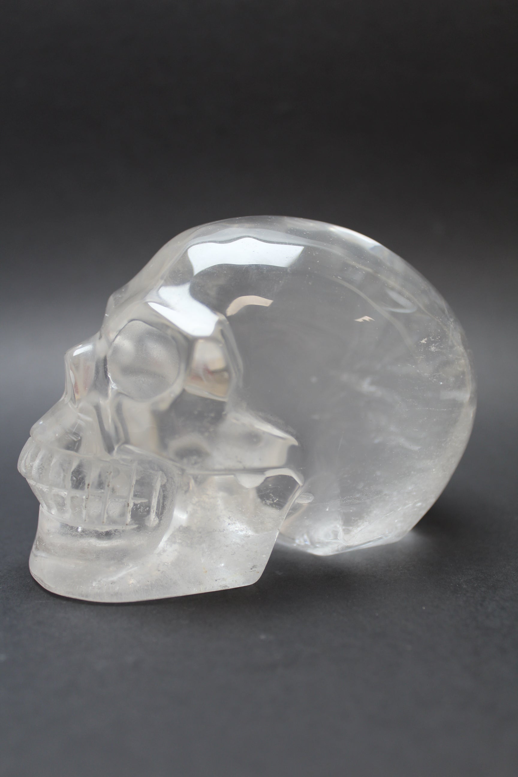 Bjergkrystal Skull Unika - A-kvalitet - 850g