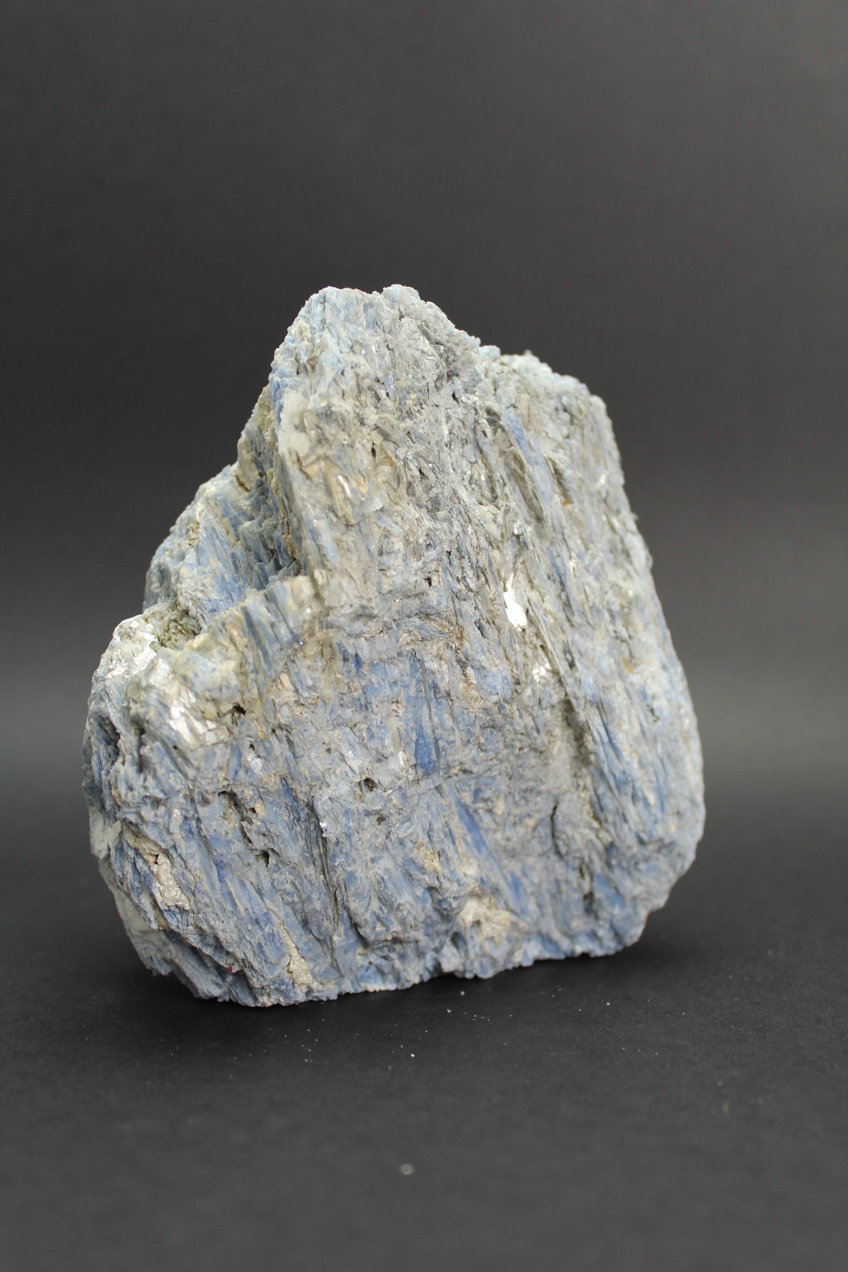 Rå Blå Kyanit - 1.2kg (Nr. 1)