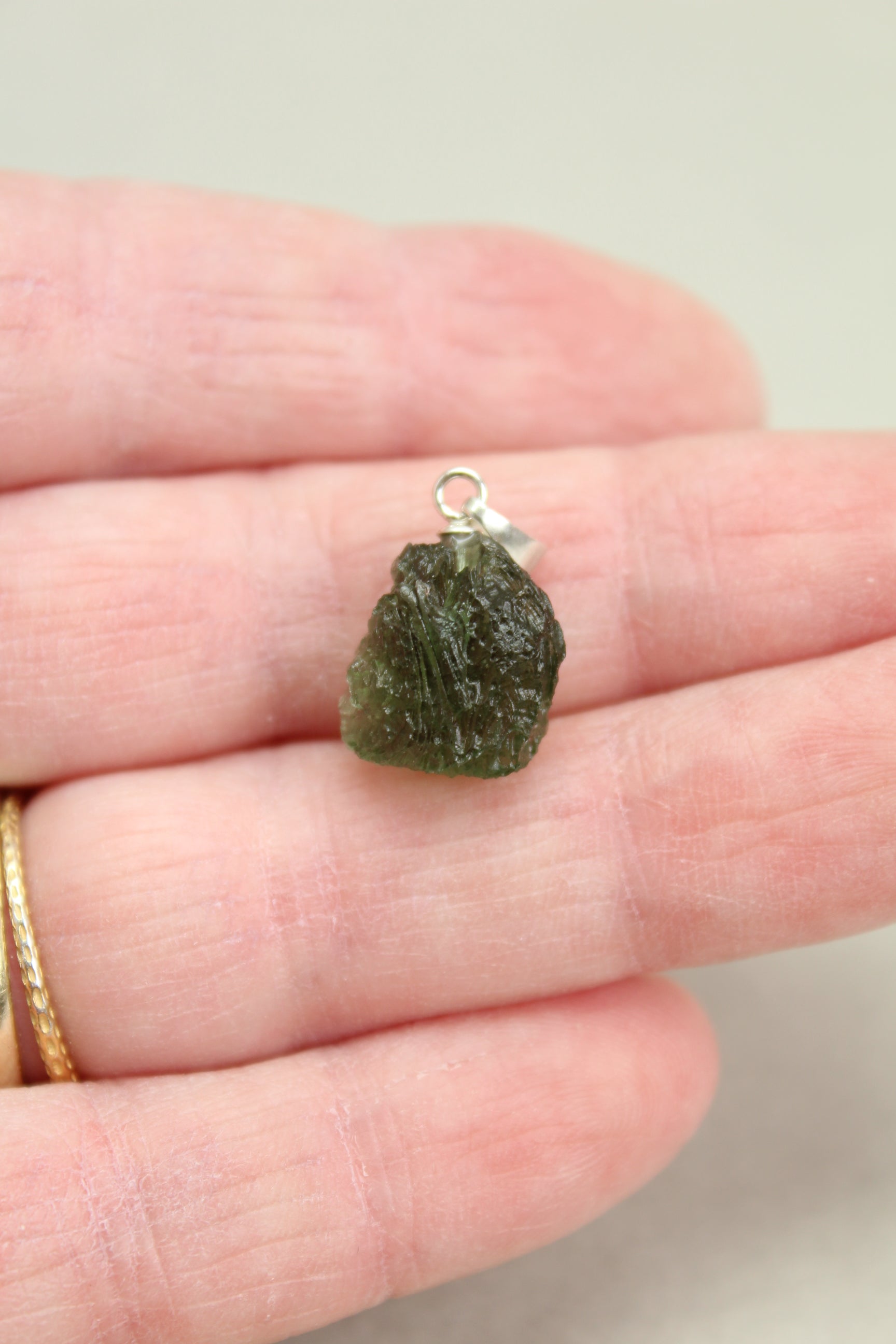 Moldavit Vedhæng 1,9 gr Nr. 1