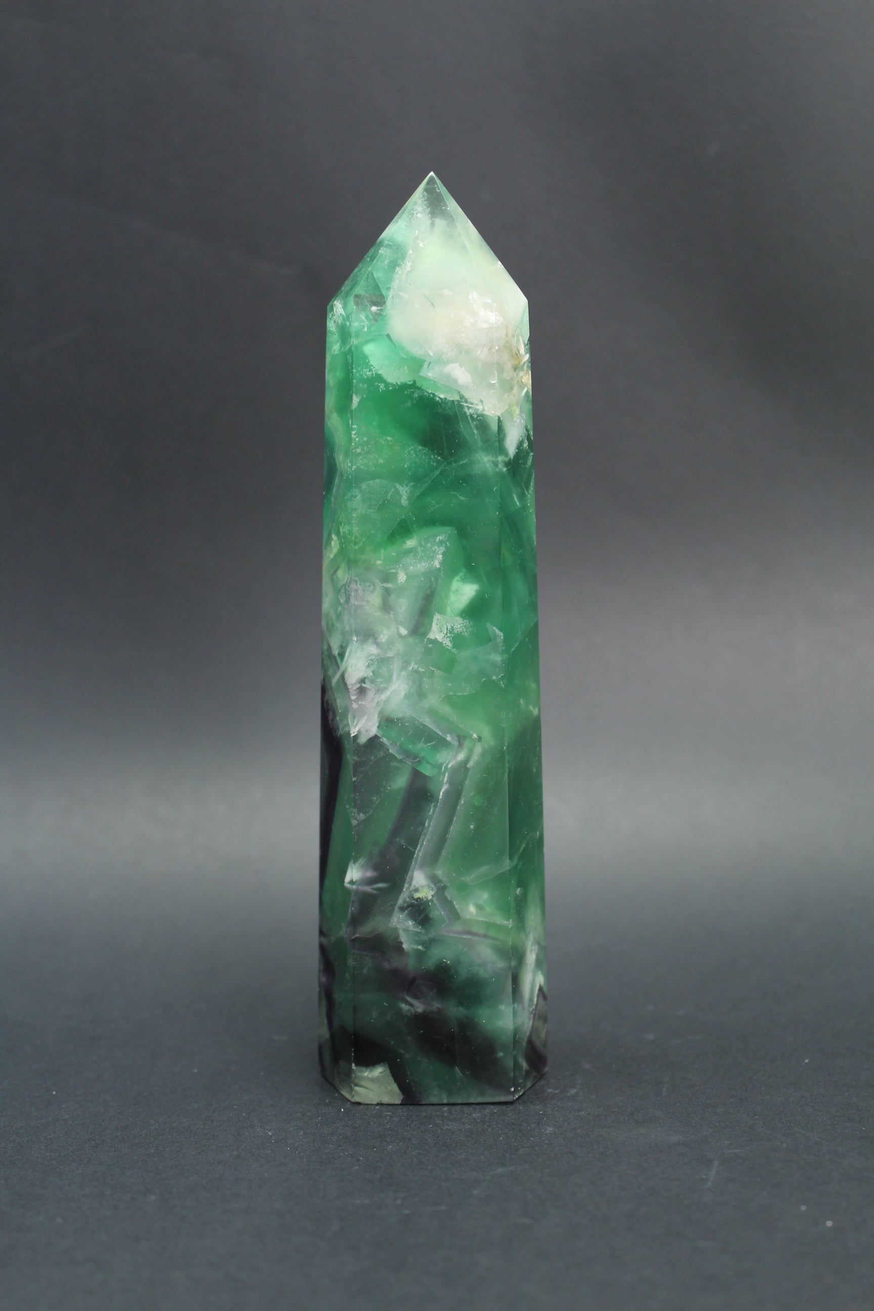 Fluorit Tårn - 15cm - 390g (Nr.15)