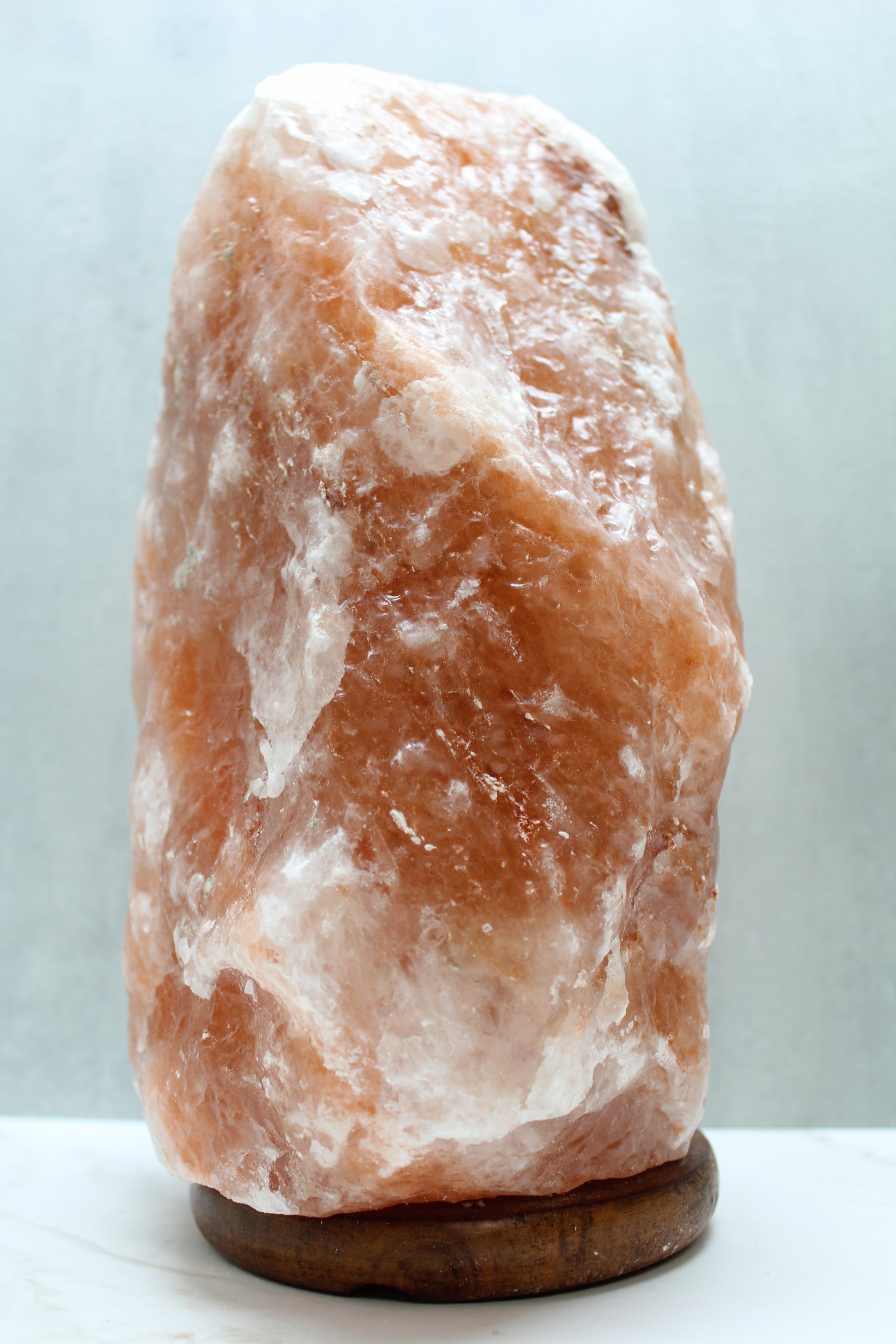 Himalaya saltlampe i naturlig orange farve, 6-10 kg