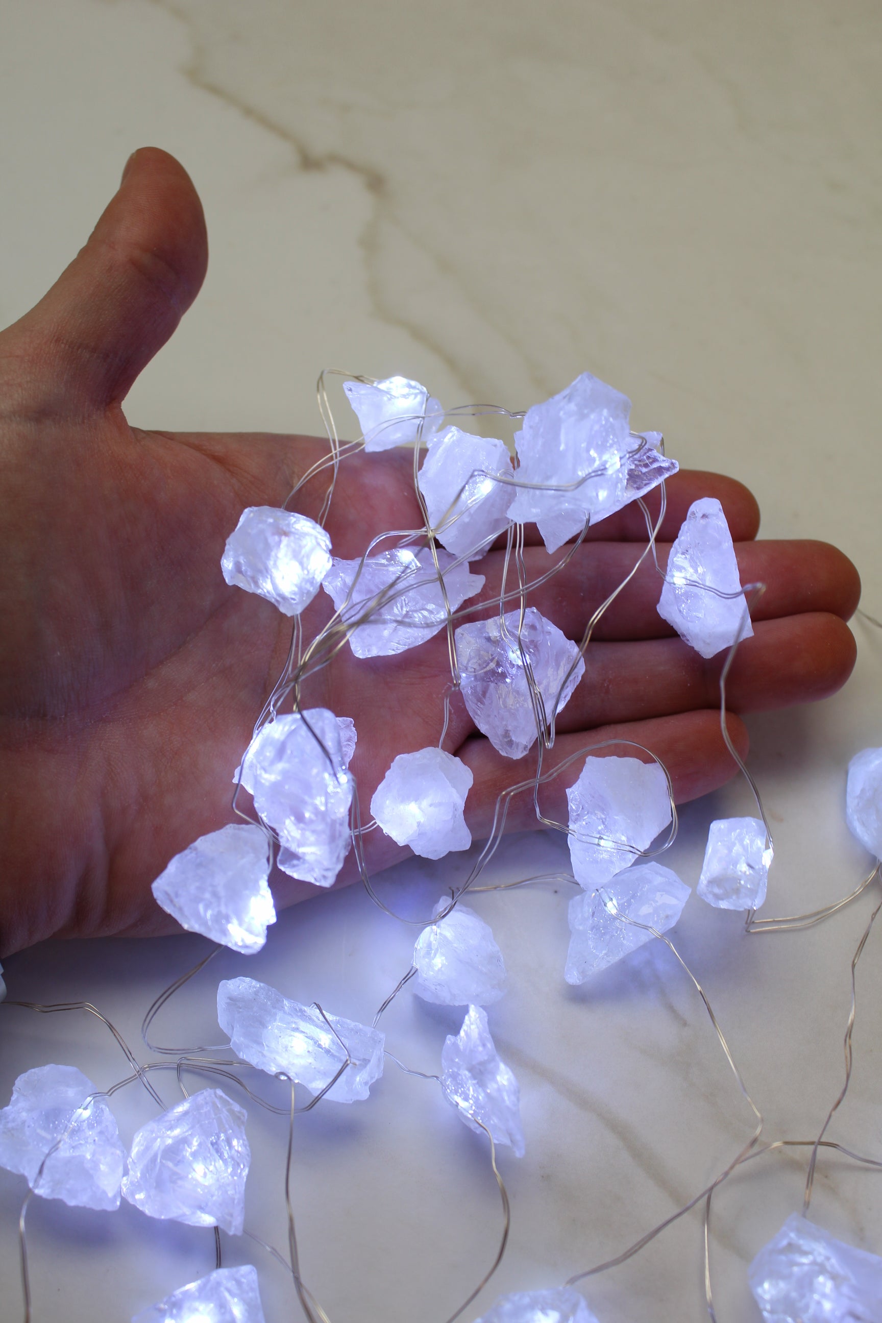 Bjergkrystal Lyskæde