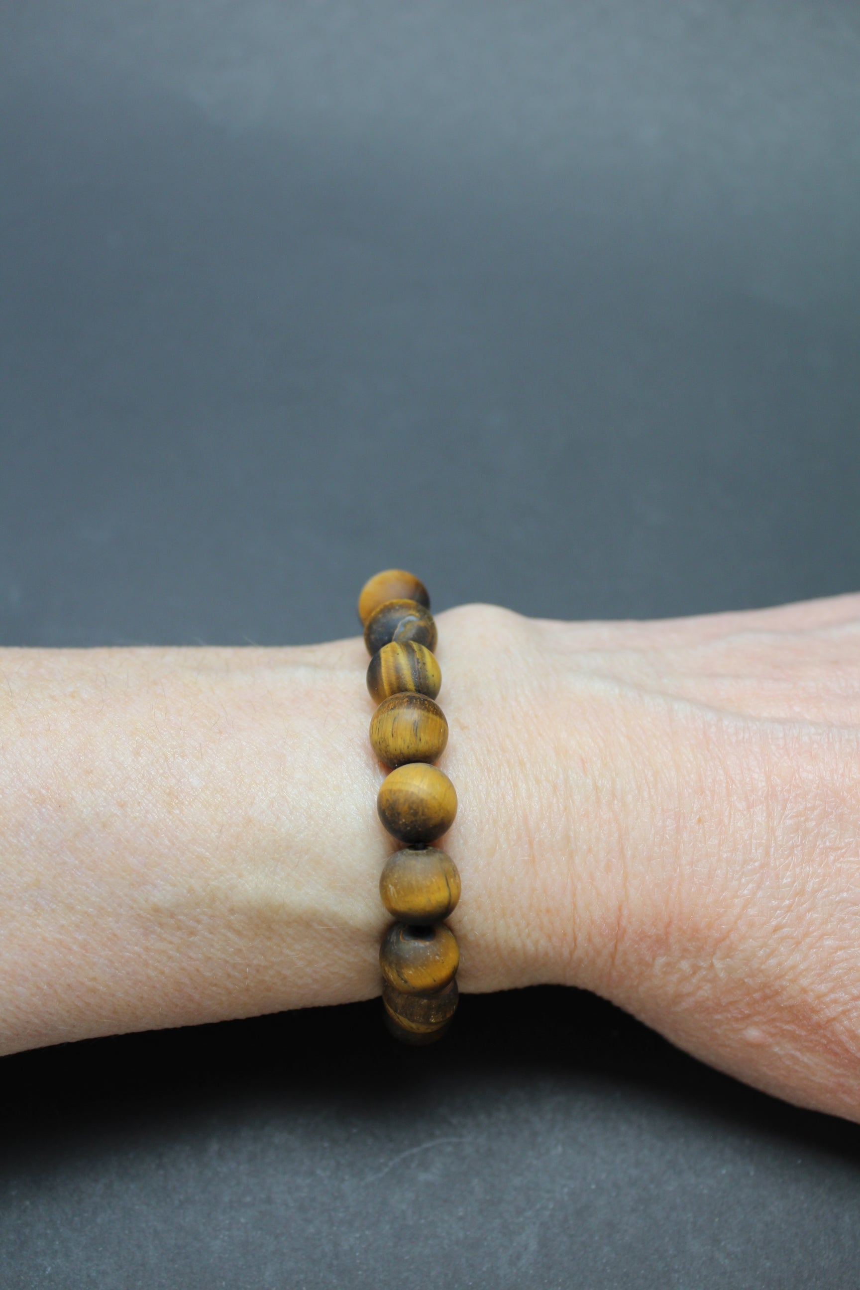 Tigerøje Mat Armbånd - 10 MM