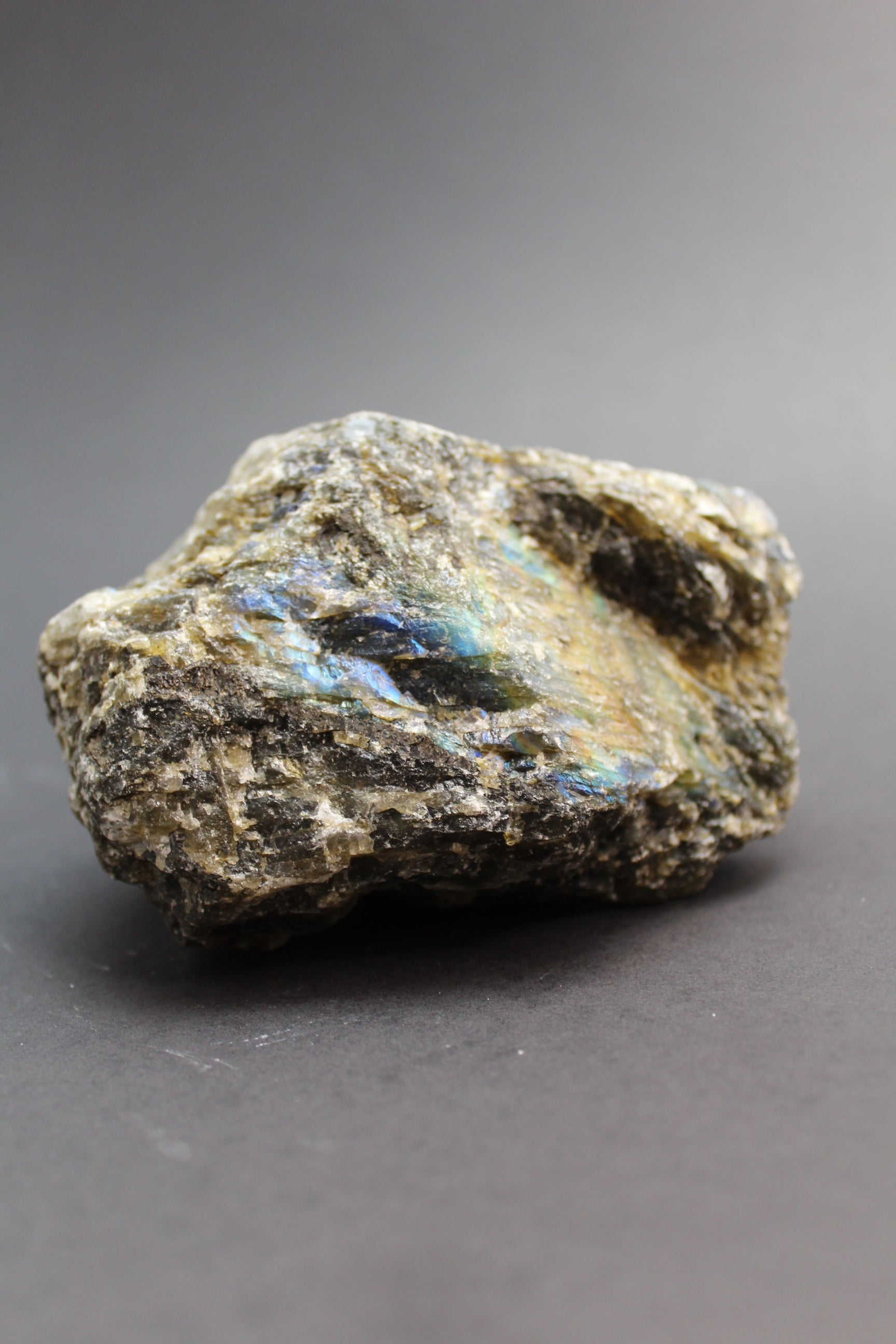 Rå Labradorit - 407g