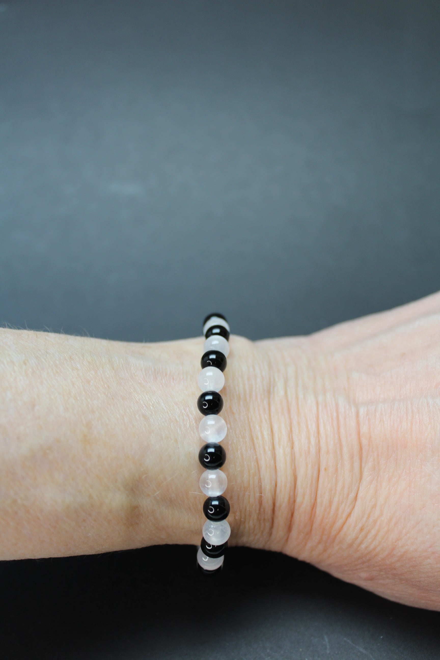 Selenit/Onyx - Spirituel Beskyttelse og Klarhed