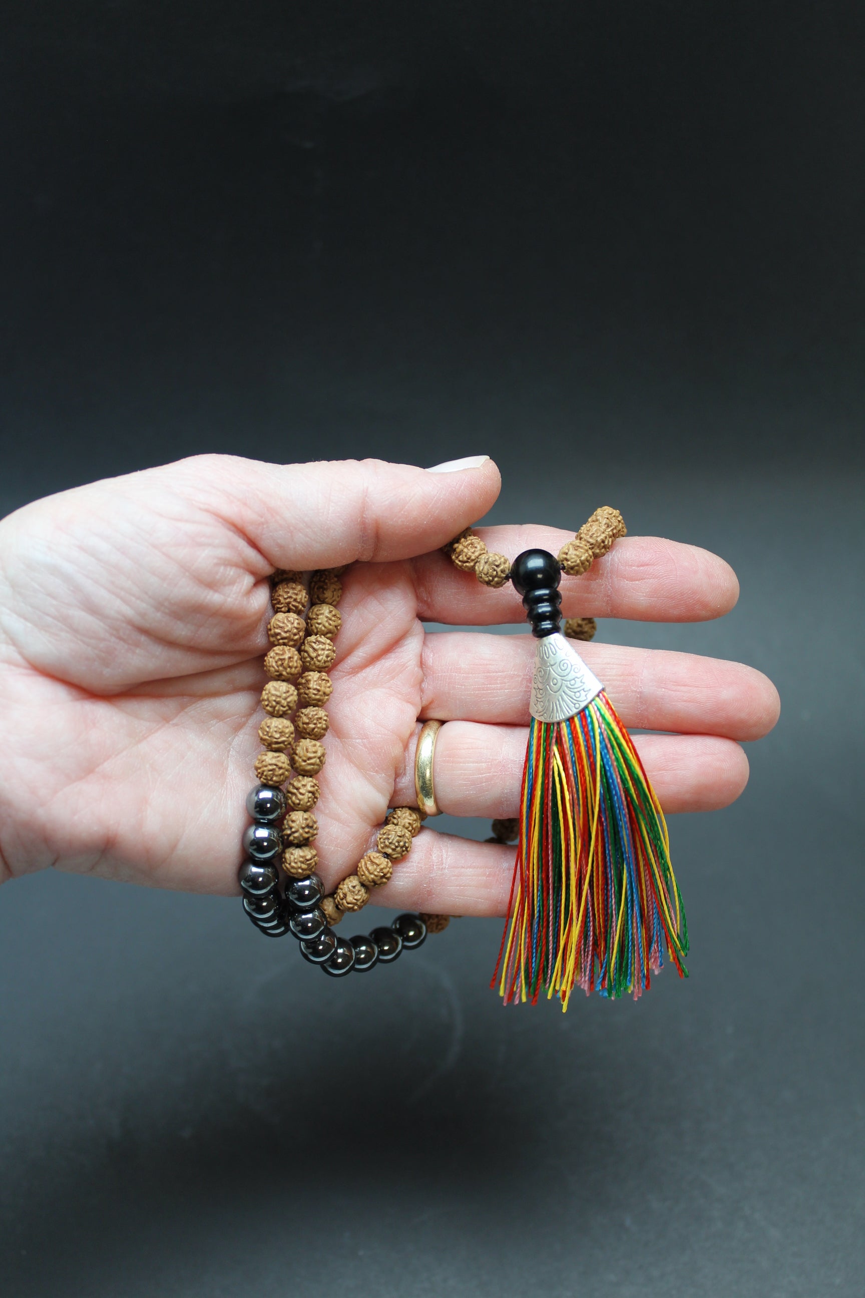 Mala Kæde - Rudraksha/Hæmatit - Rod Chakra