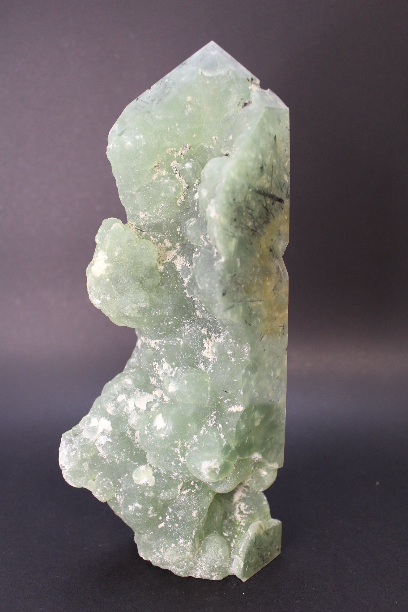 Prehnit Tårn - 1.3kg