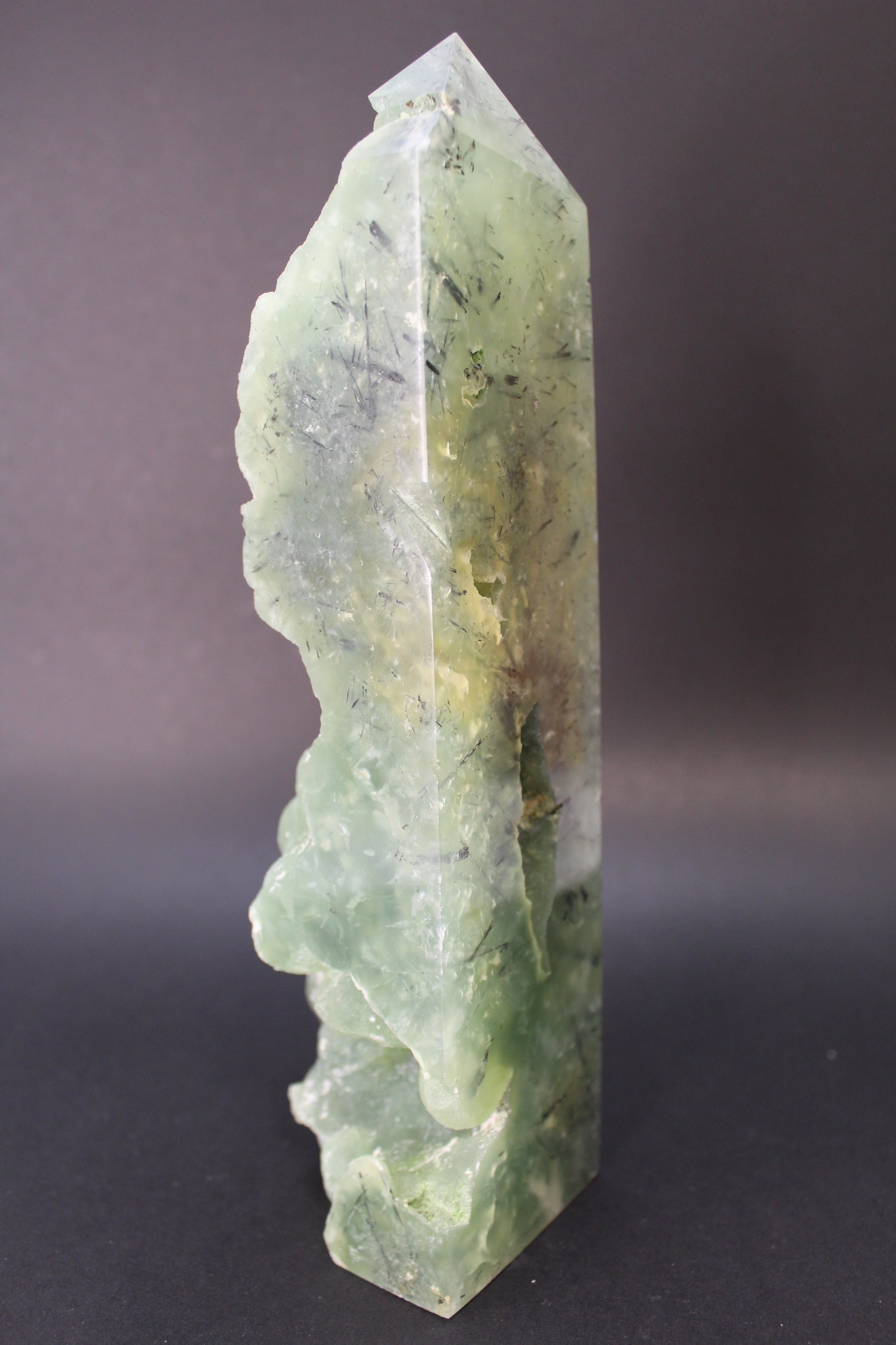 Prehnit Tårn - 1.3kg