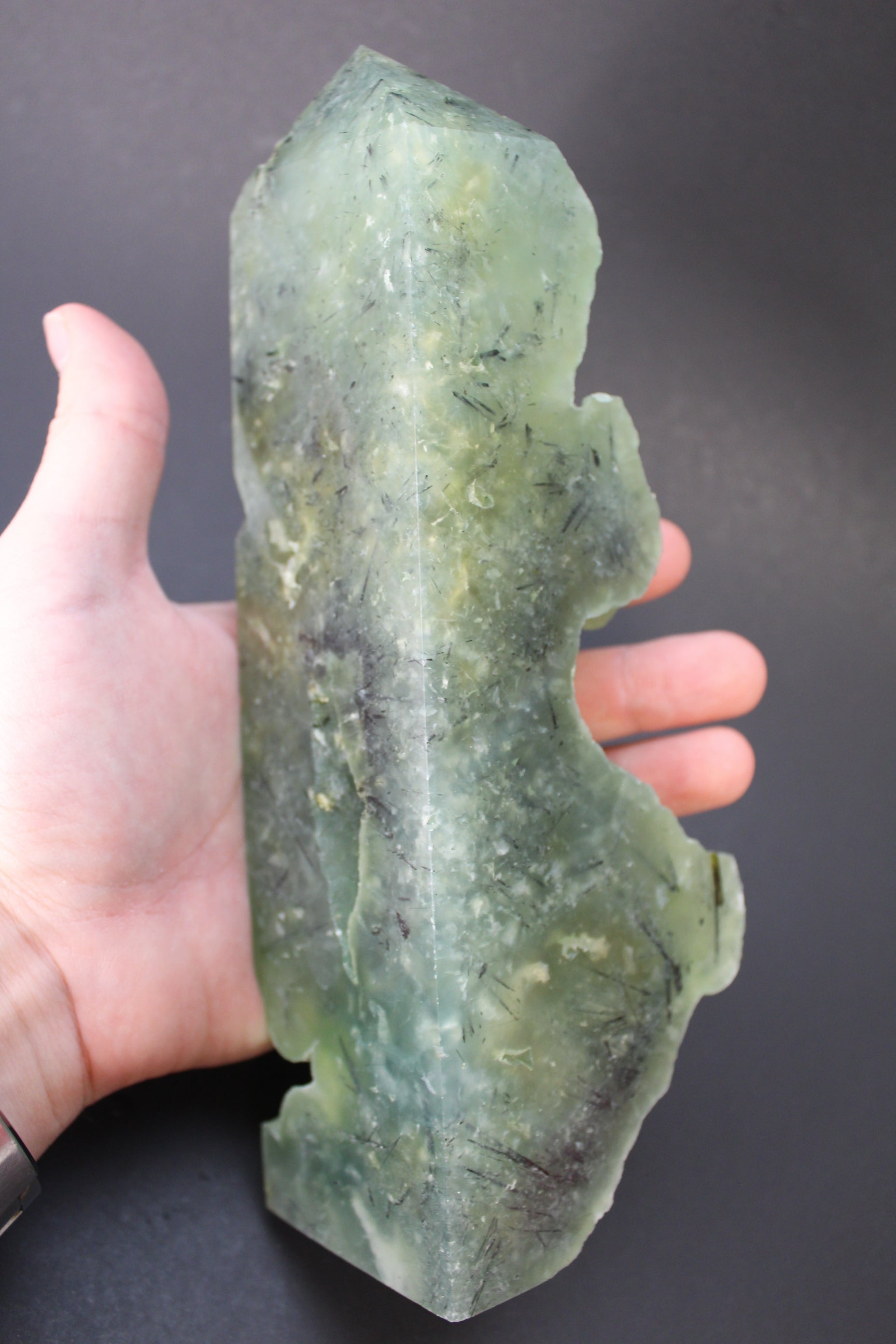 Prehnit Tårn - 1.3kg