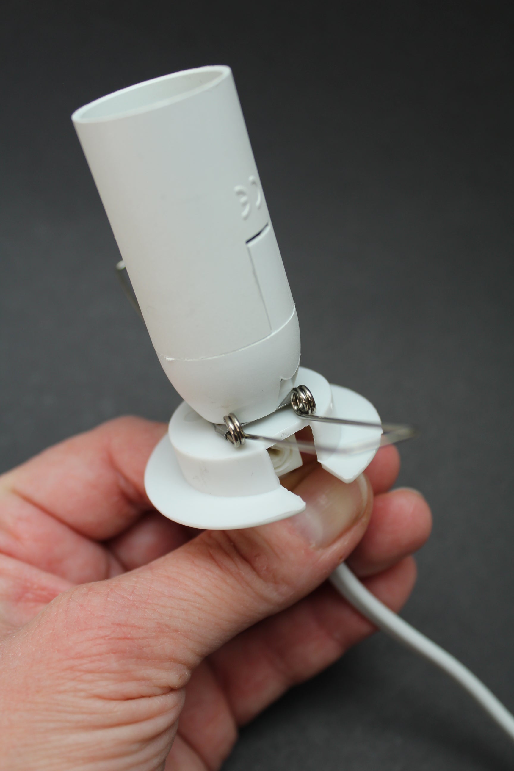 Lampefatning med ledning - 1,5 m. MED krans