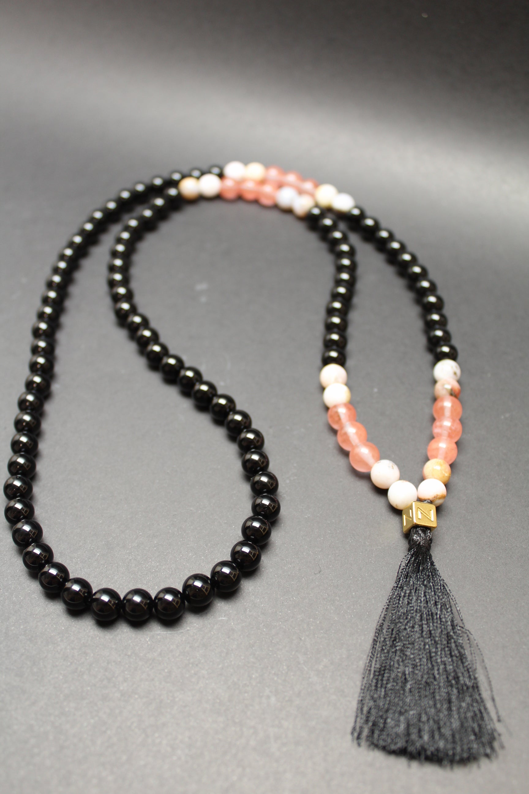 Mala Kæde – Pink Opal, Cherry Kvarts & Onyx – Hjertechakra