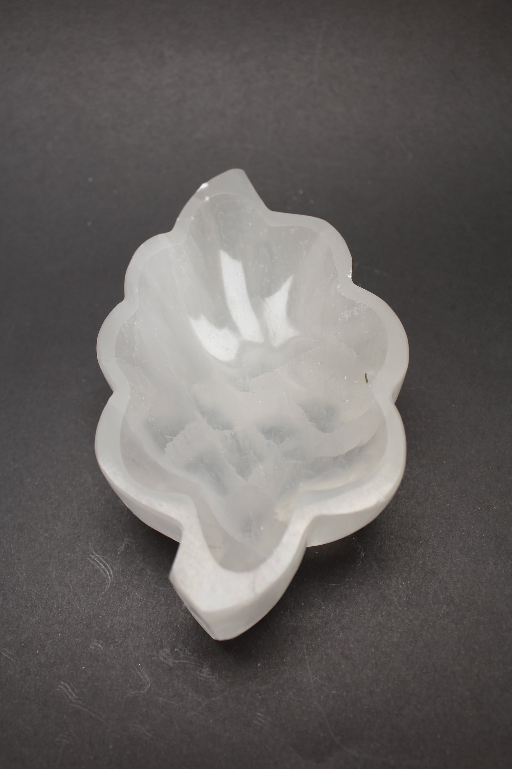 Selenit skål - Blad - 12-13cm