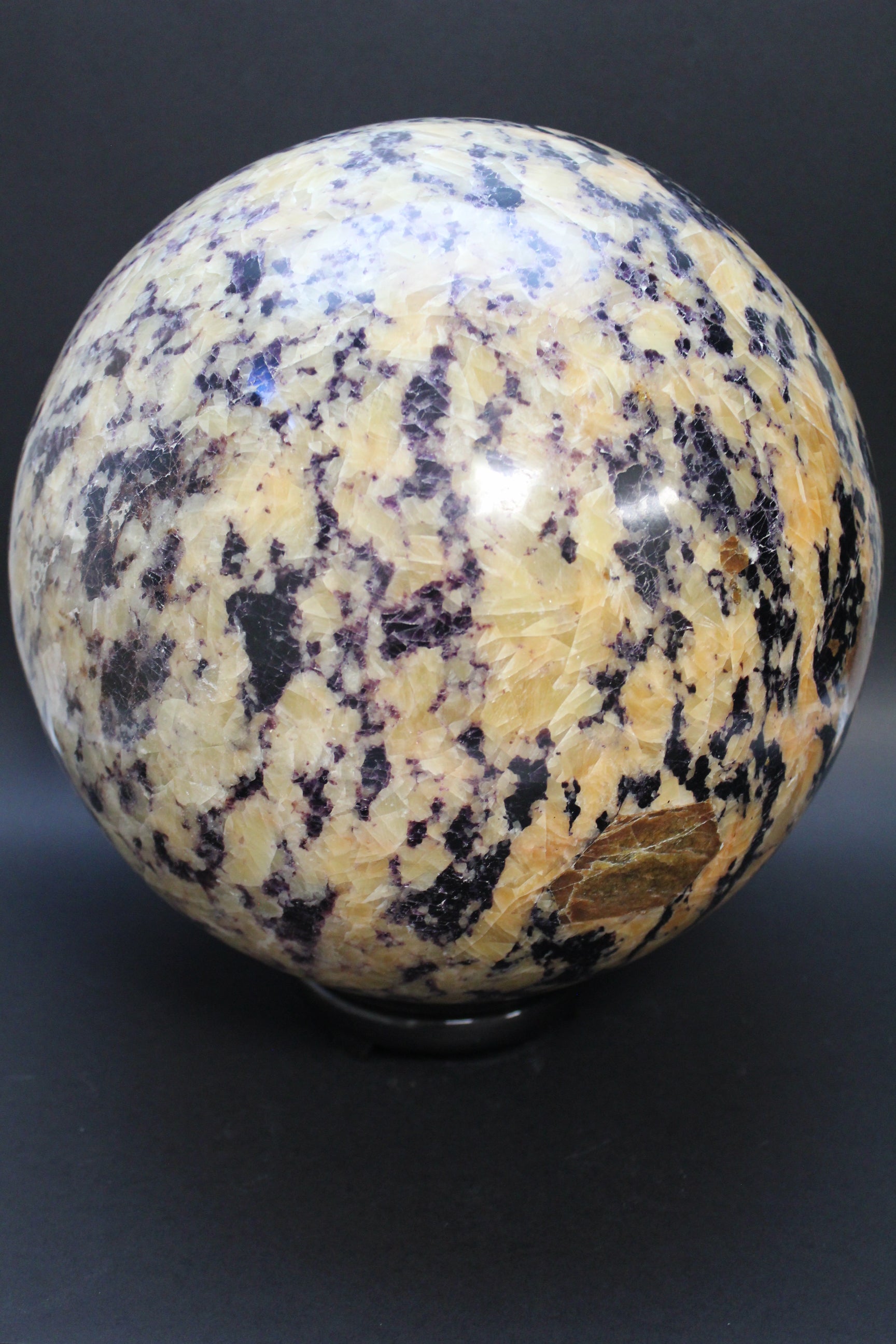 Fluorit i Feldspat Kugle - 26 kg - 25 cm - Inkl. træfod