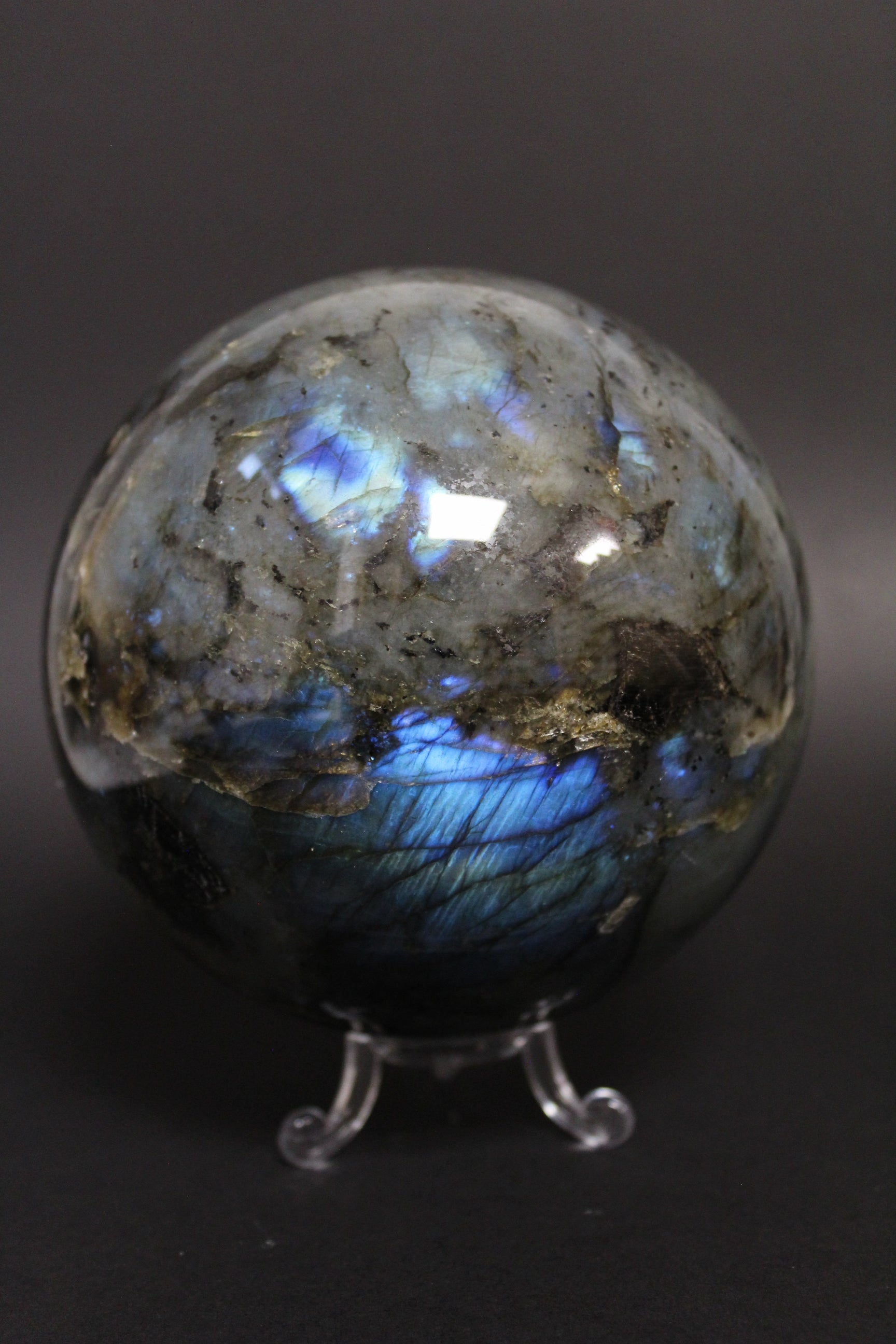 Labradorit Kugle - Nr. 3 (2,5kg)