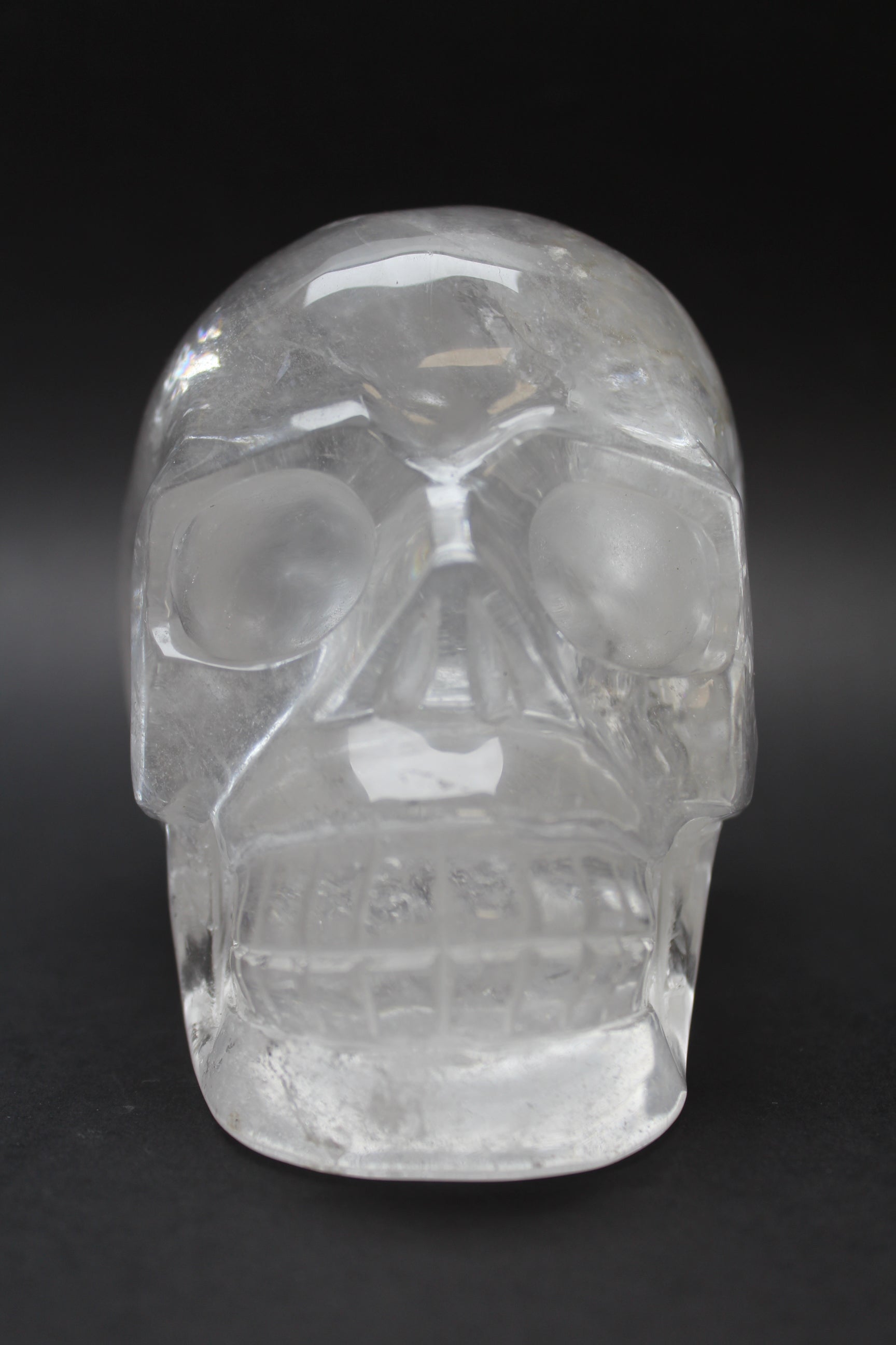 Bjergkrystal Skull Unika - 1.4kg