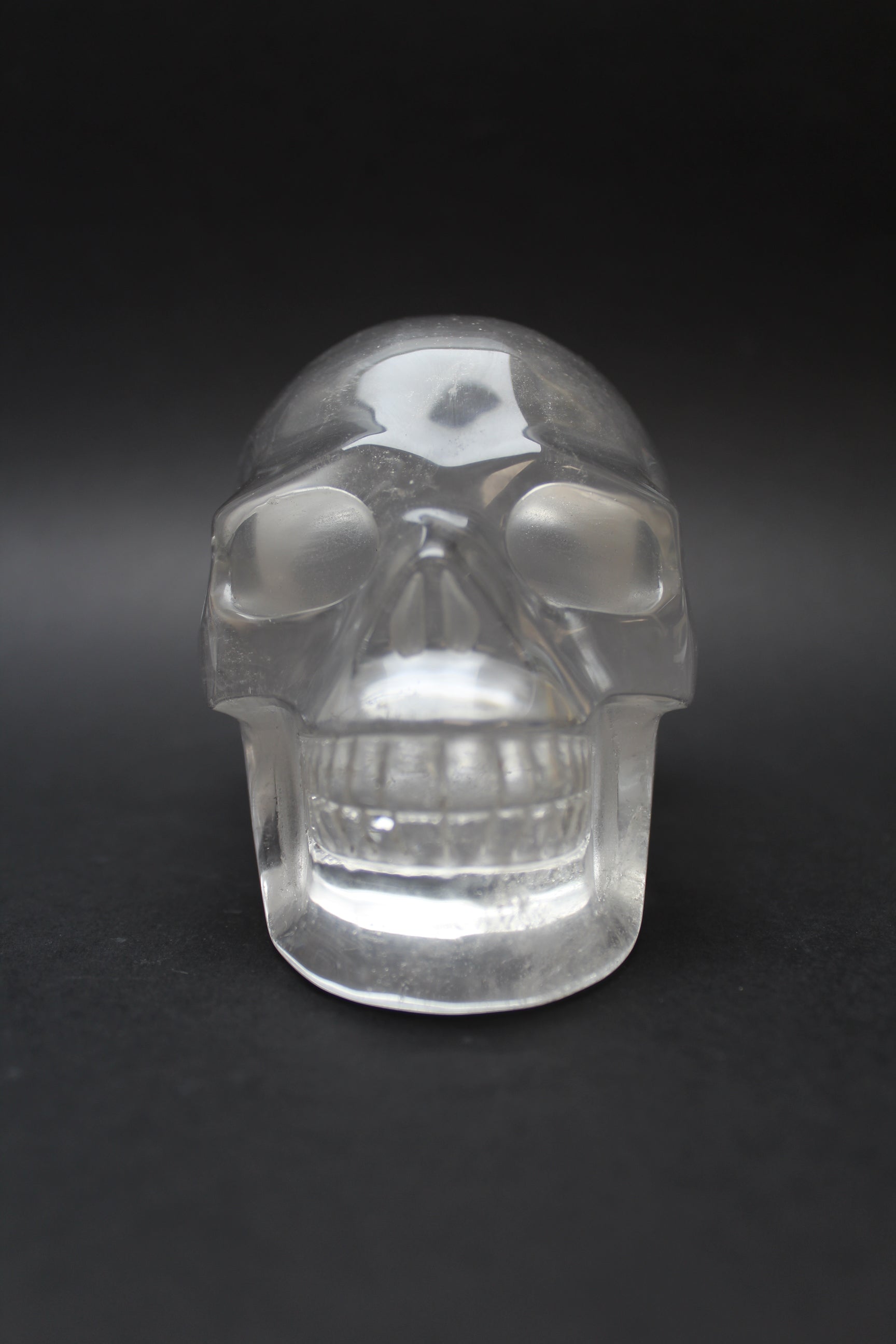 Bjergkrystal Skull Unika - A-kvalitet - 850g