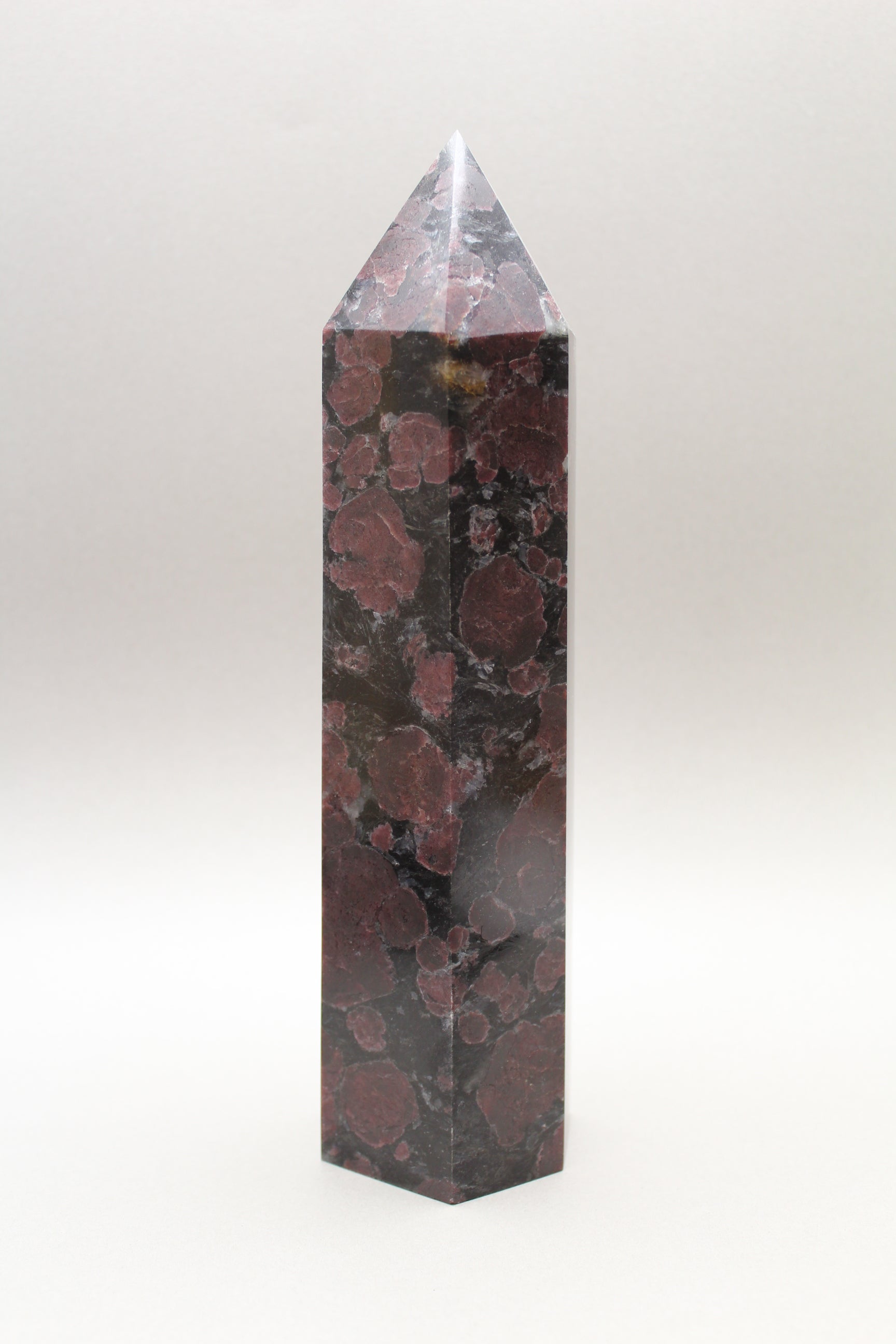 Granat med Astrophyllit 2,475 kg
