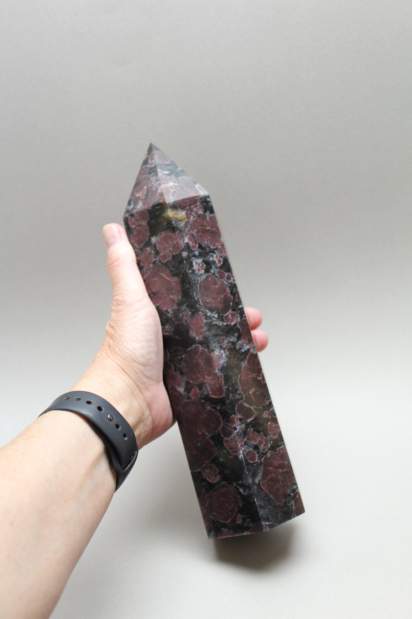 Granat med Astrophyllit 2,475 kg