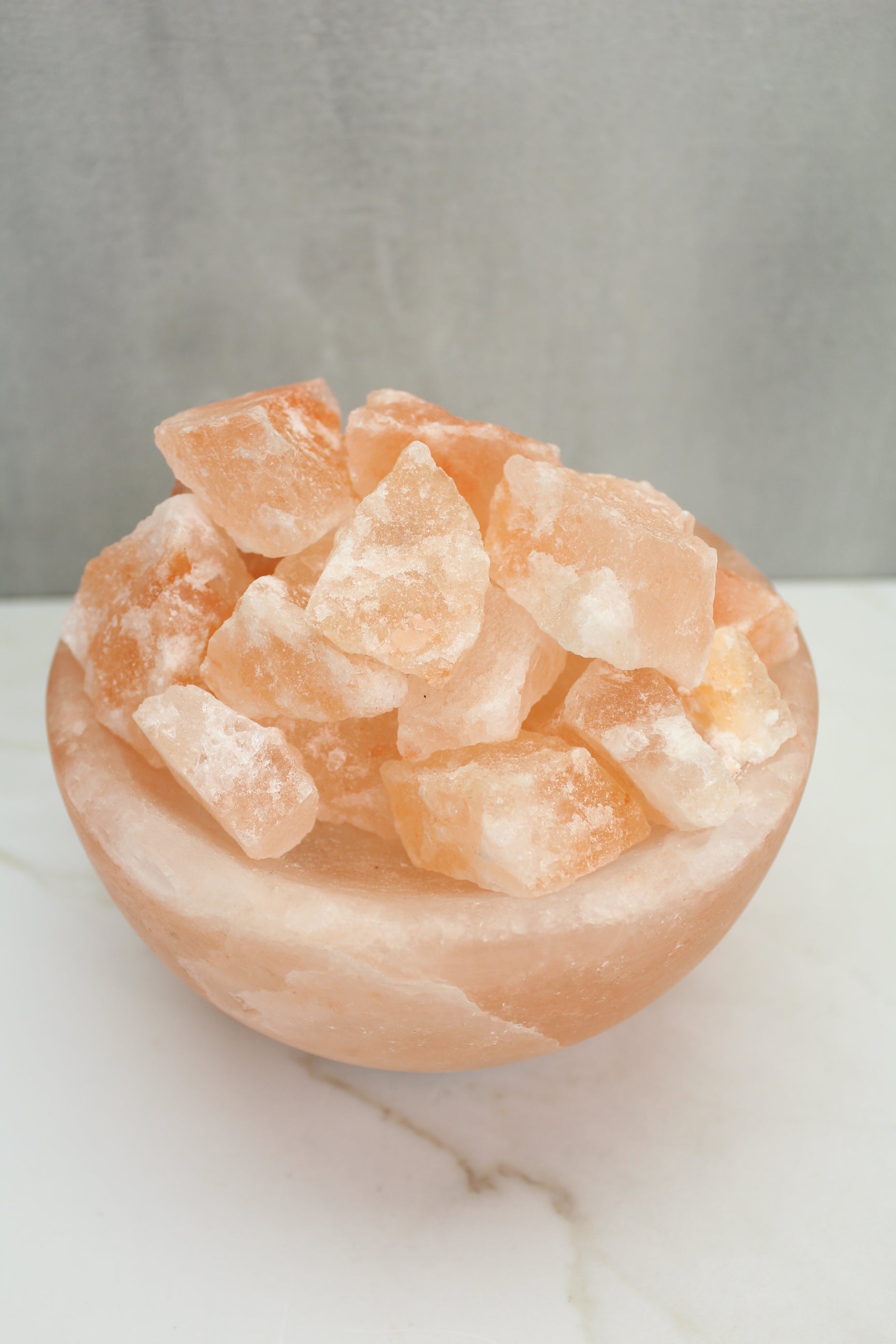 Himalaya saltlampe med saltstykker