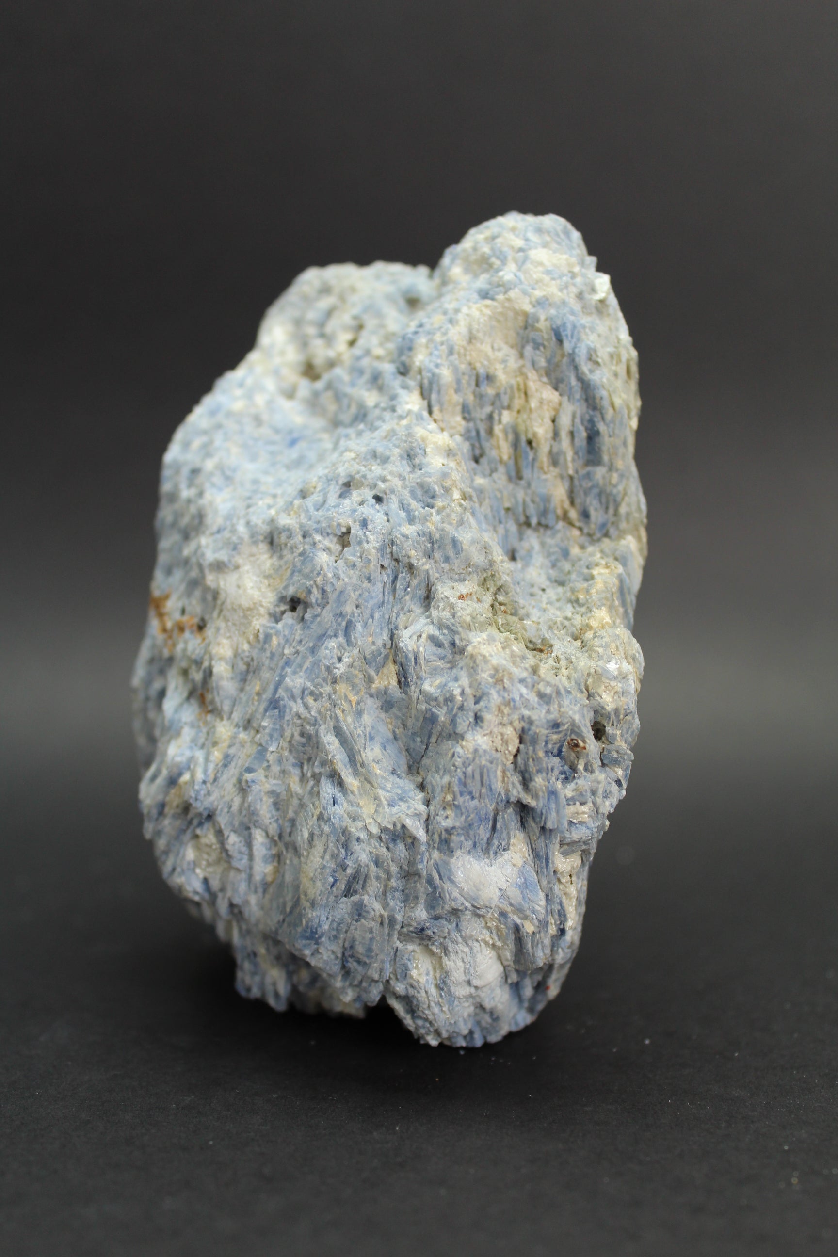 Rå Blå Kyanit - 1.2kg (Nr. 1)