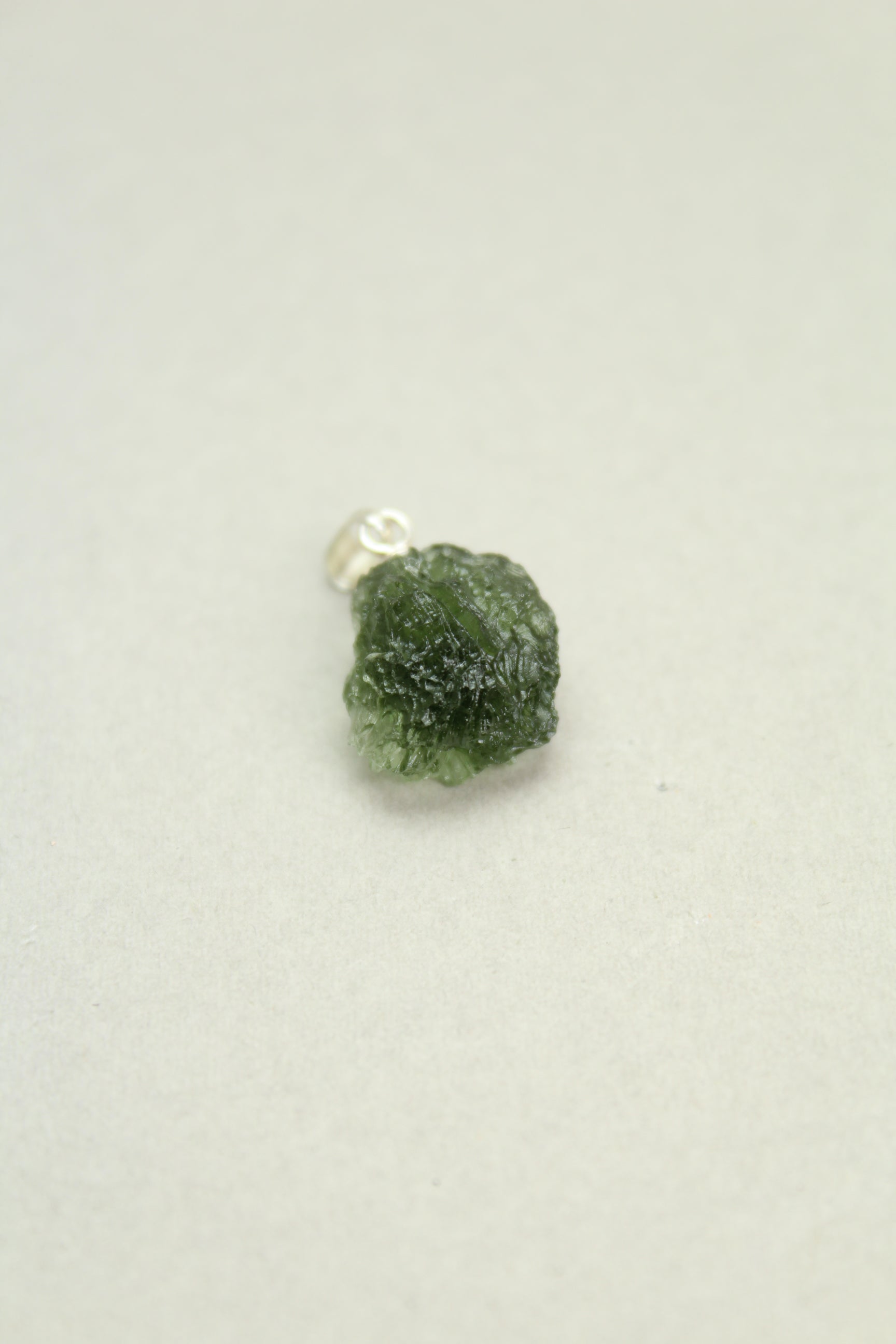 Moldavit Vedhæng 1,9 gr Nr. 1