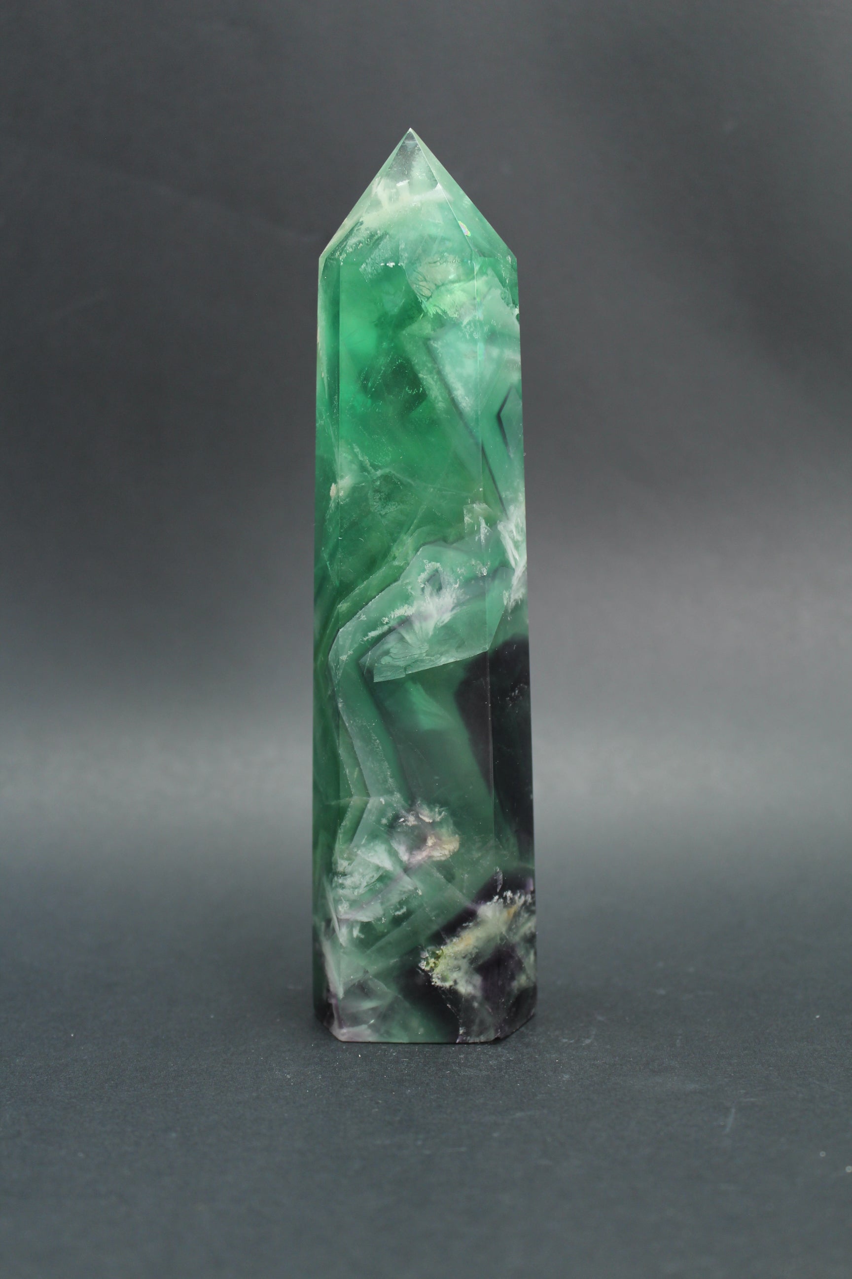 Fluorit Tårn - 15cm - 390g (Nr.15)