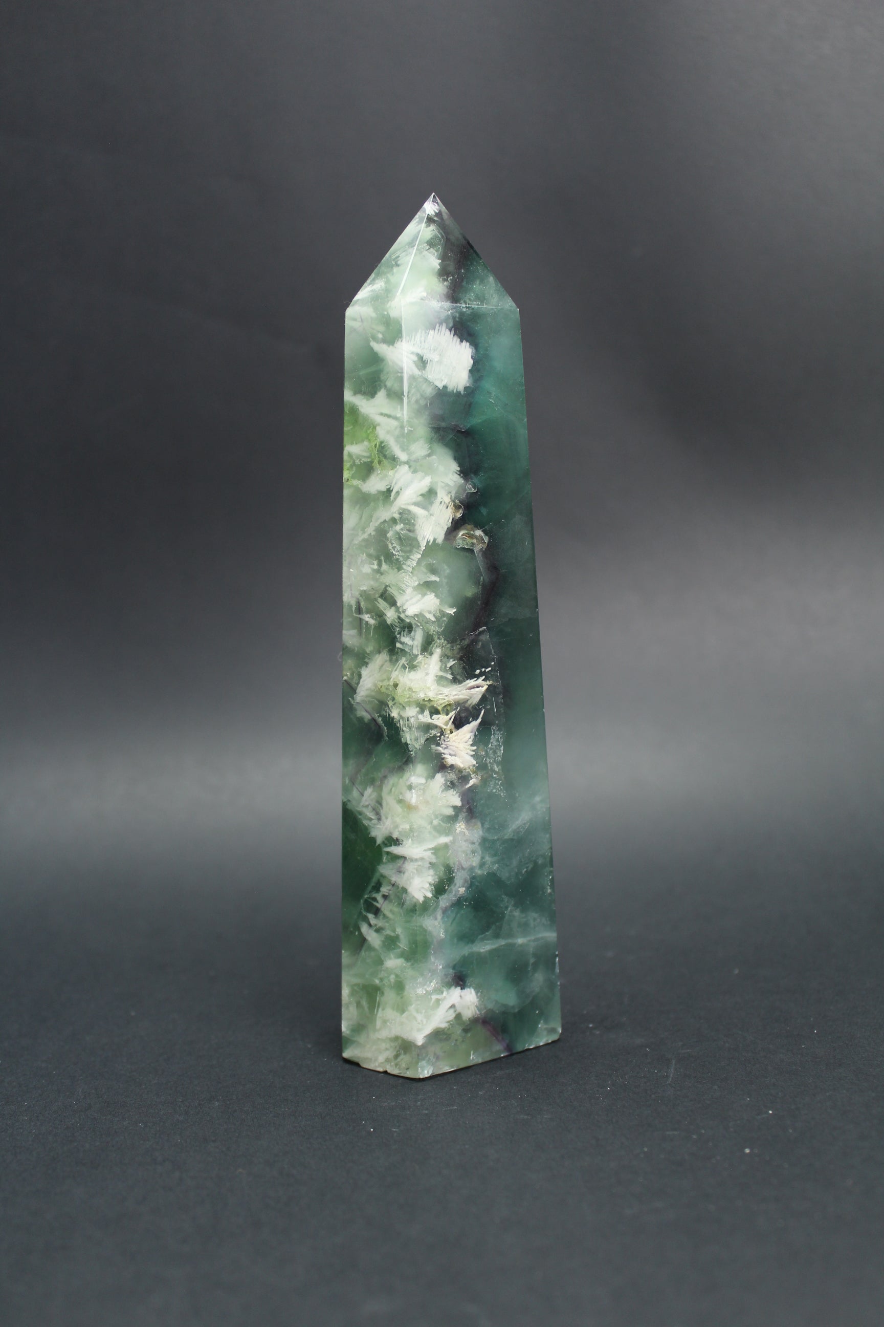 Fluorit Tårn - 17cm - 440g (Nr.17)