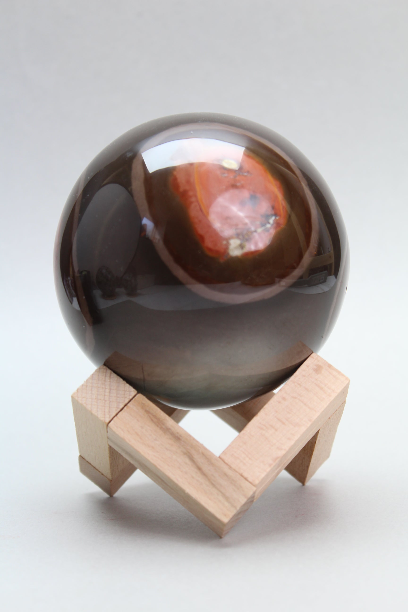 Polychrome Jaspis Kugle - 1kg (Nr. 3)