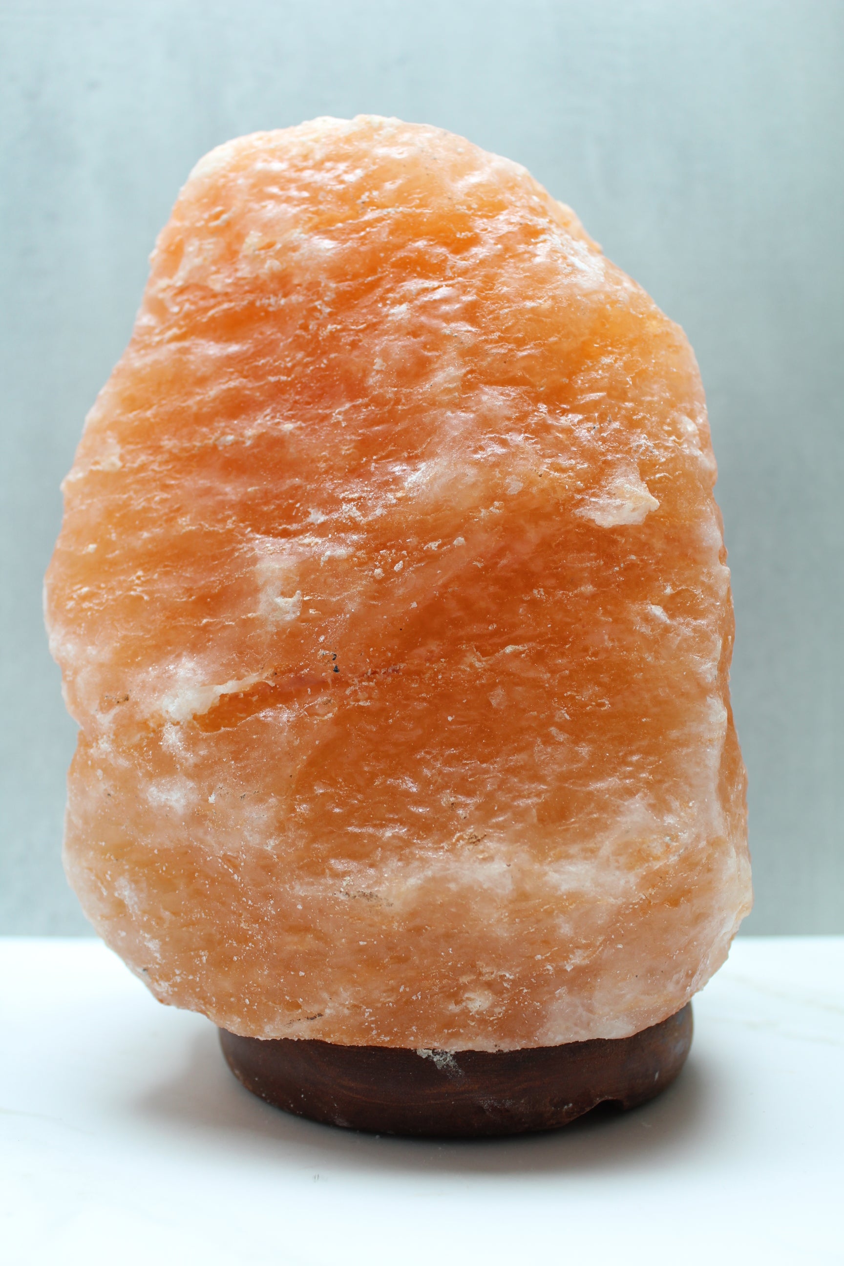 Himalaya saltlampe i naturlig orange farve, 4-6 kg