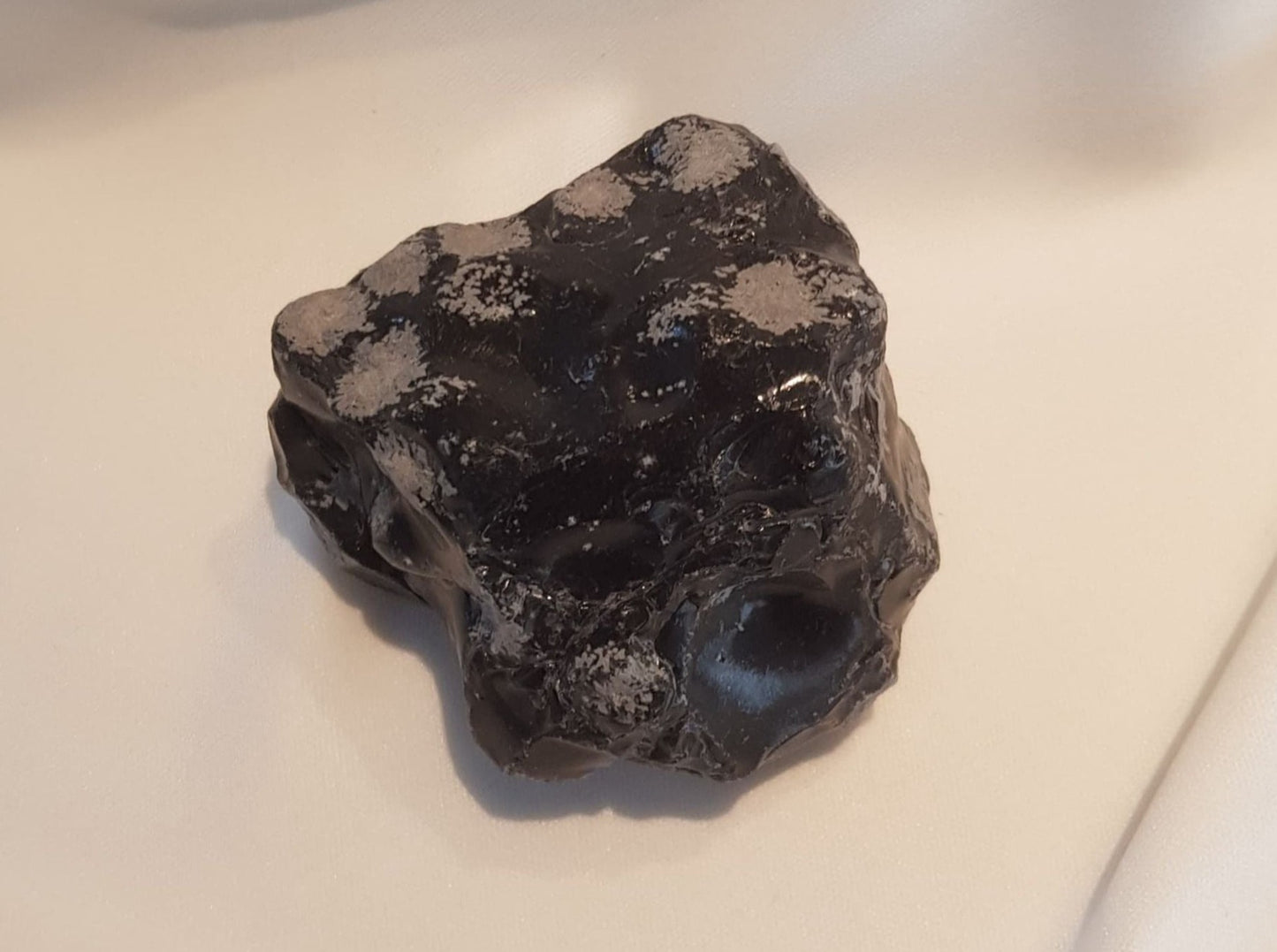 Snefnug Obsidian RÅ