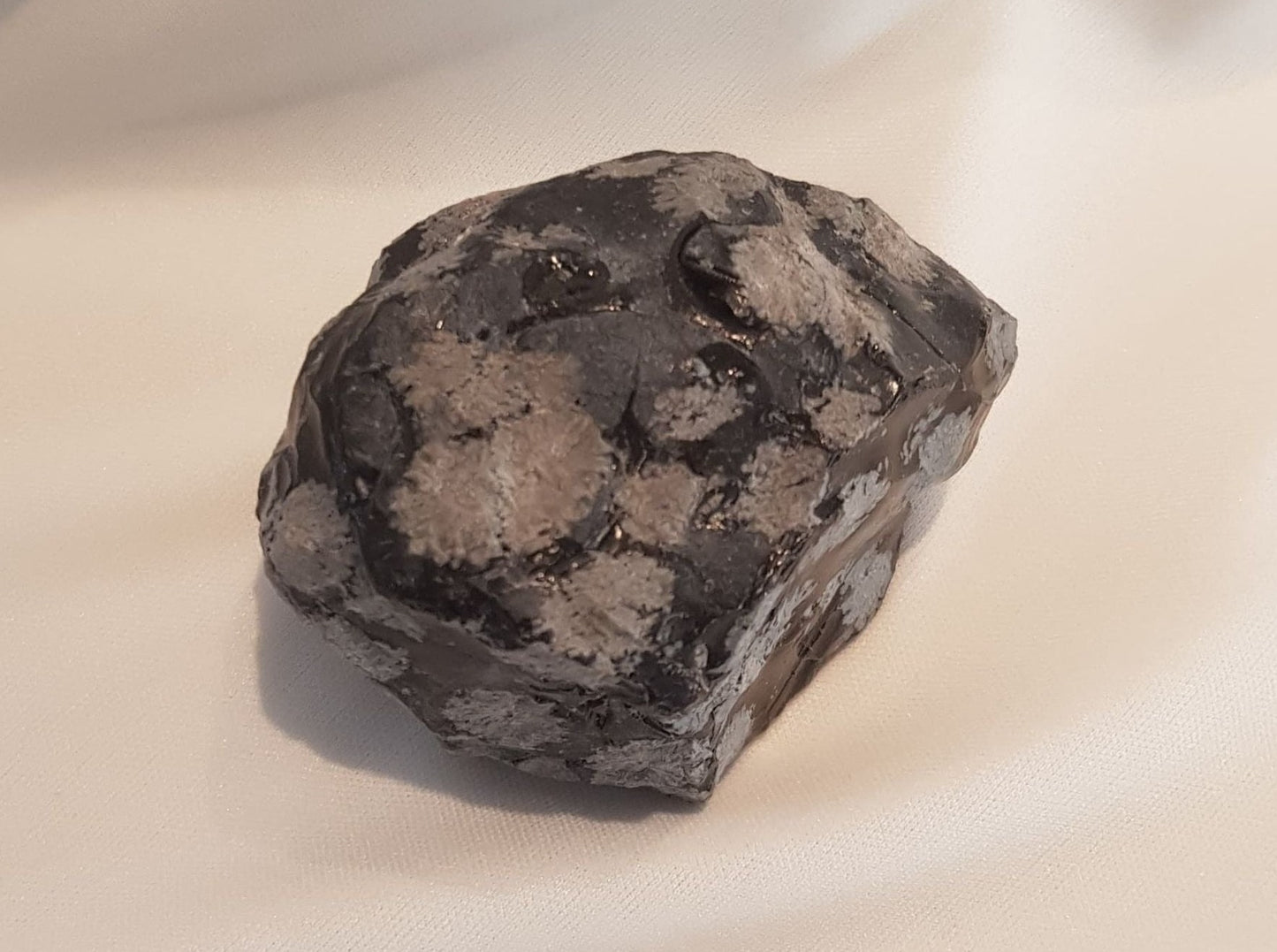 Snefnug Obsidian RÅ