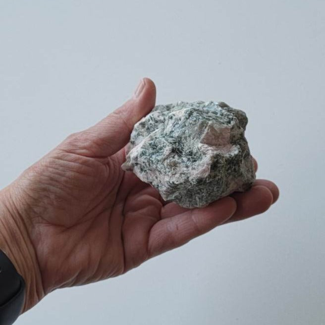 Klinozoisit Lyserød RÅ